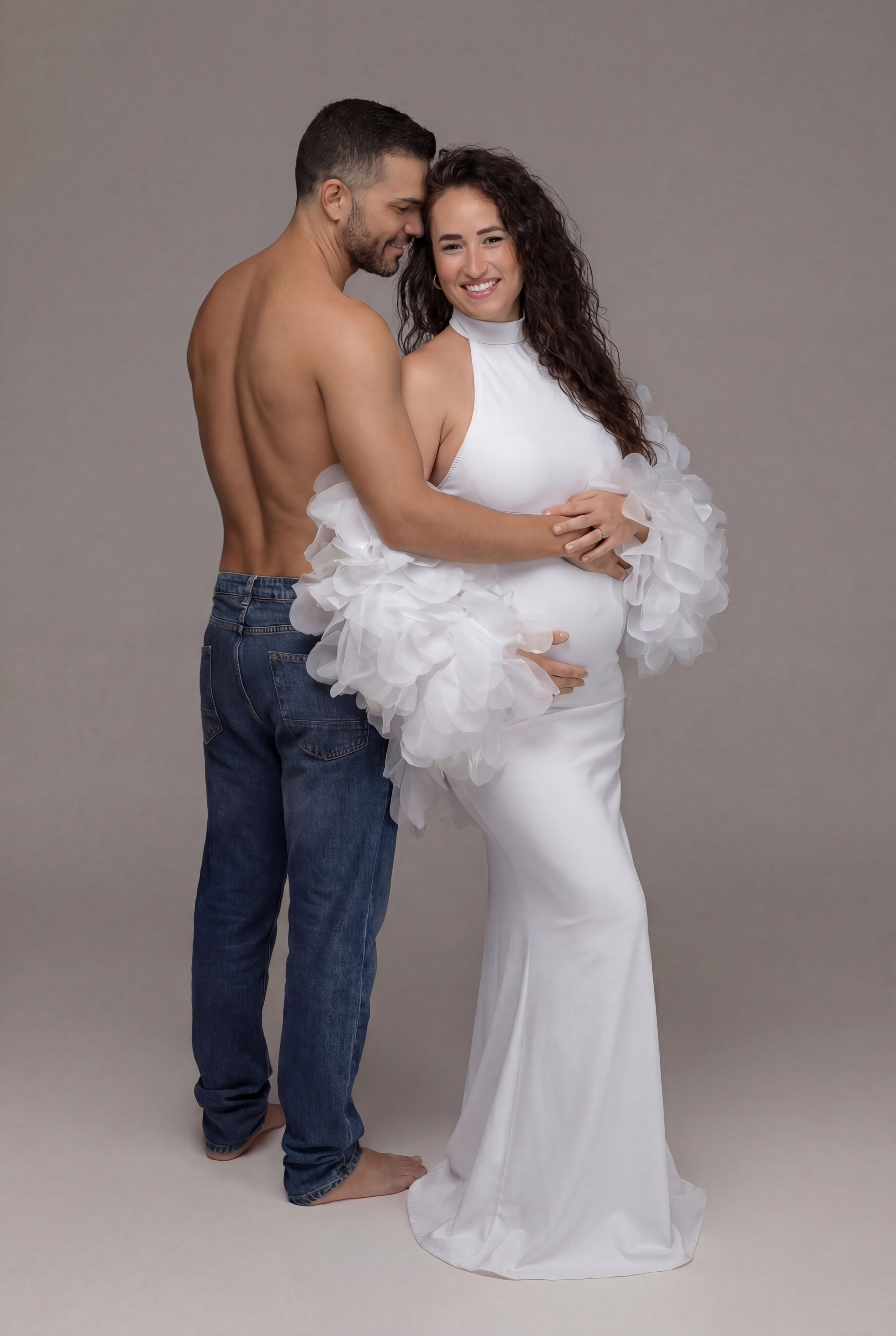 una sesión de fotos ,sesión de fotos para , sesión de fotos Almería , fotografía Almería , fotos premamá ,sesión de fotos embarazo , sesión de fotos Maternidad ,sesión de fotos Embarazo en exteriores , fotos embarazo en la playa . sesión de fotos de embarazo en Estudio, fotografía de retrato Almería ,Estudio de fotografía para embarazadas y maternidad , Estudio Embarazadas fotos , mejor fotógrafo de Embarazo Almería , fotografía Embarazo en Almería 