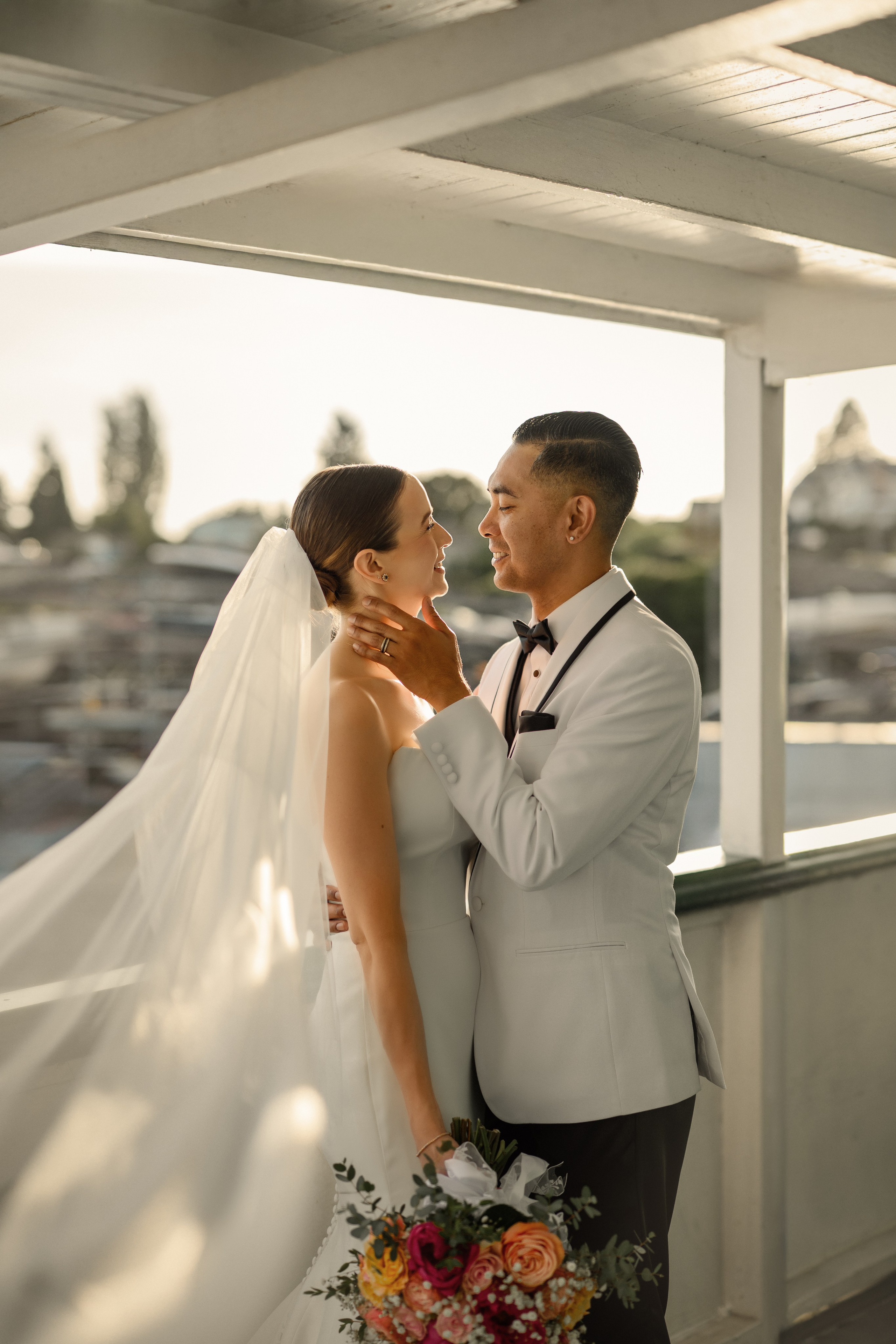 Weddings. Wedding & family photography in Seattle area. Helen Michelle photographer