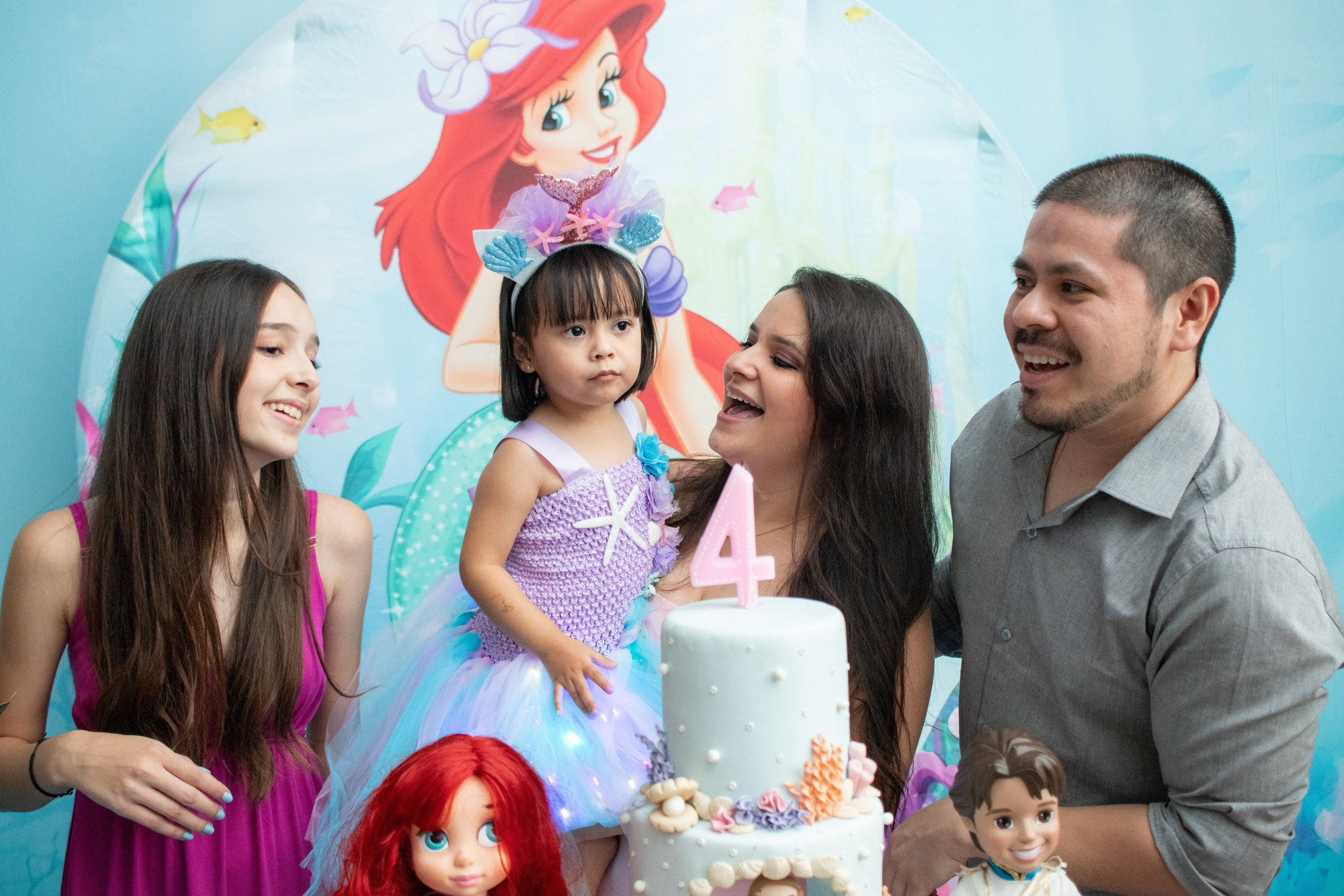 Alice — Aniversário 4 anos. Principal