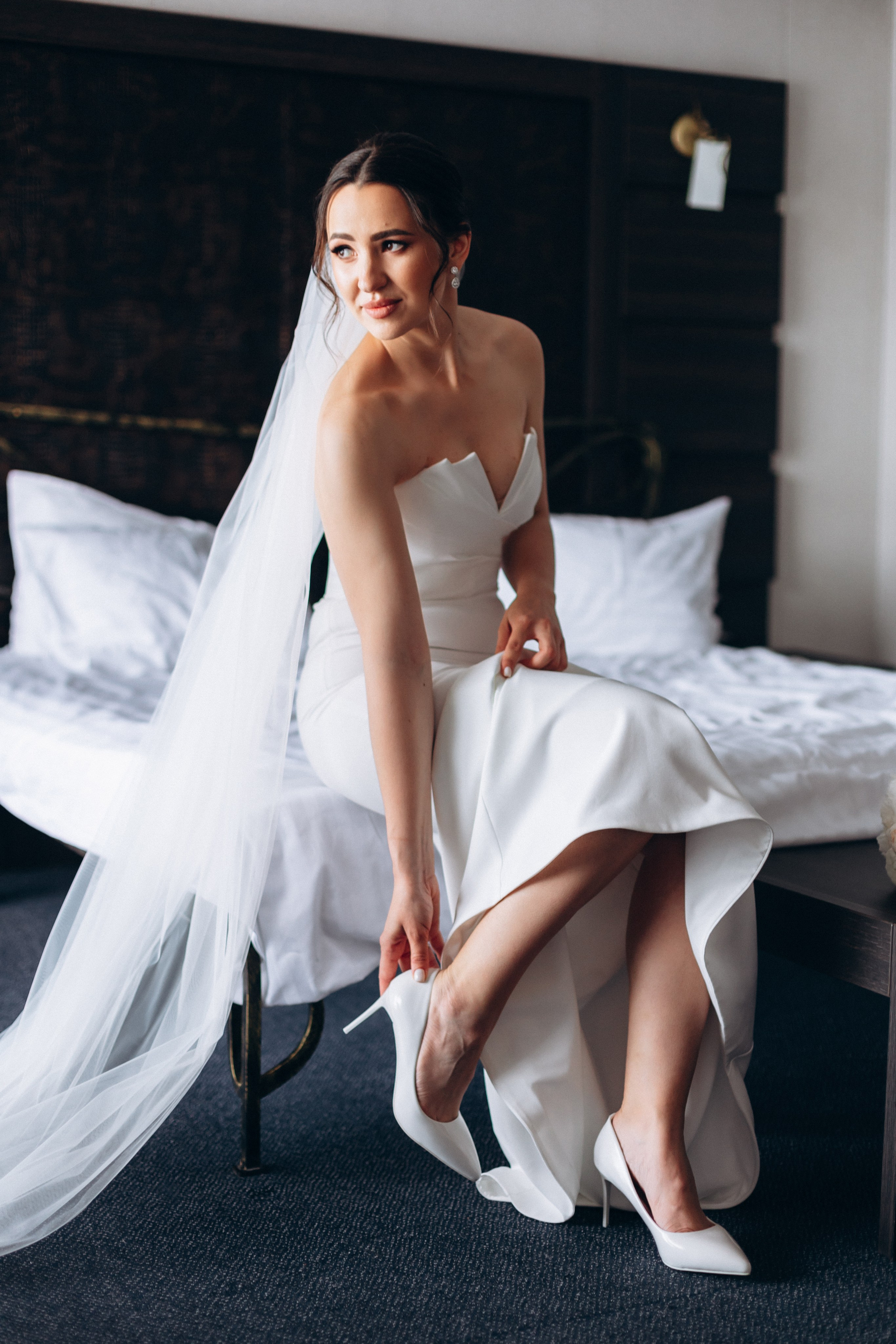 White Wedding. Wedding and Family Photograph