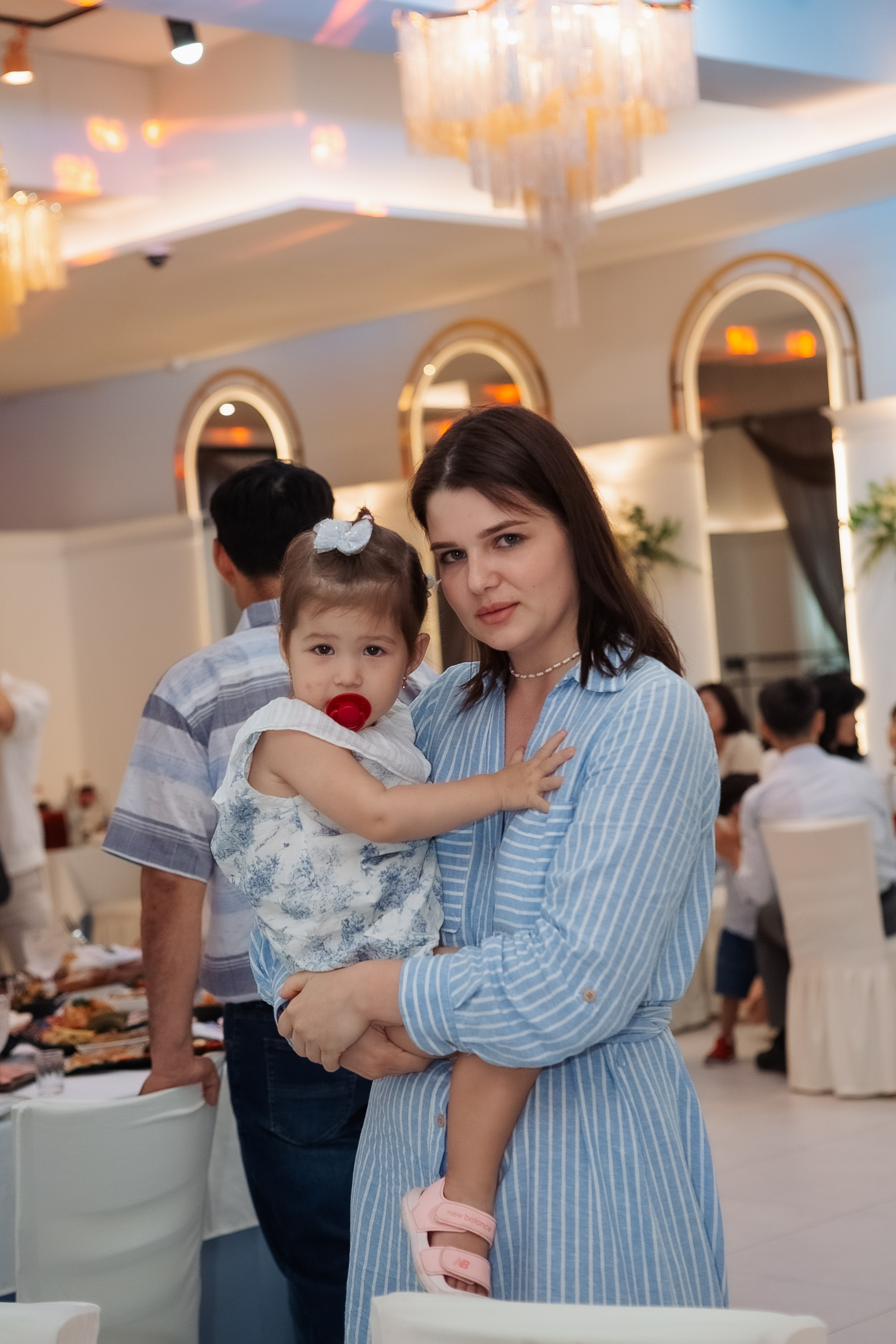 Тео дома и в ресторане. Фотограф беременности, ньюборн и годовасиков в Корее Жанна Хан