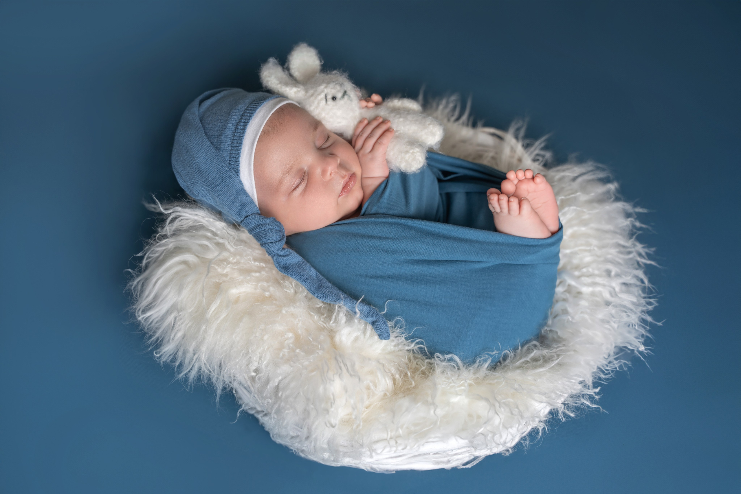 Neugeborenenfotografie in Rastatt – Liebevolle Babyfotos | Anastasia Fadeev</title>. Fotograf aus Rastatt, Baden-Baden, Karlsruhe, Fadeev-photo