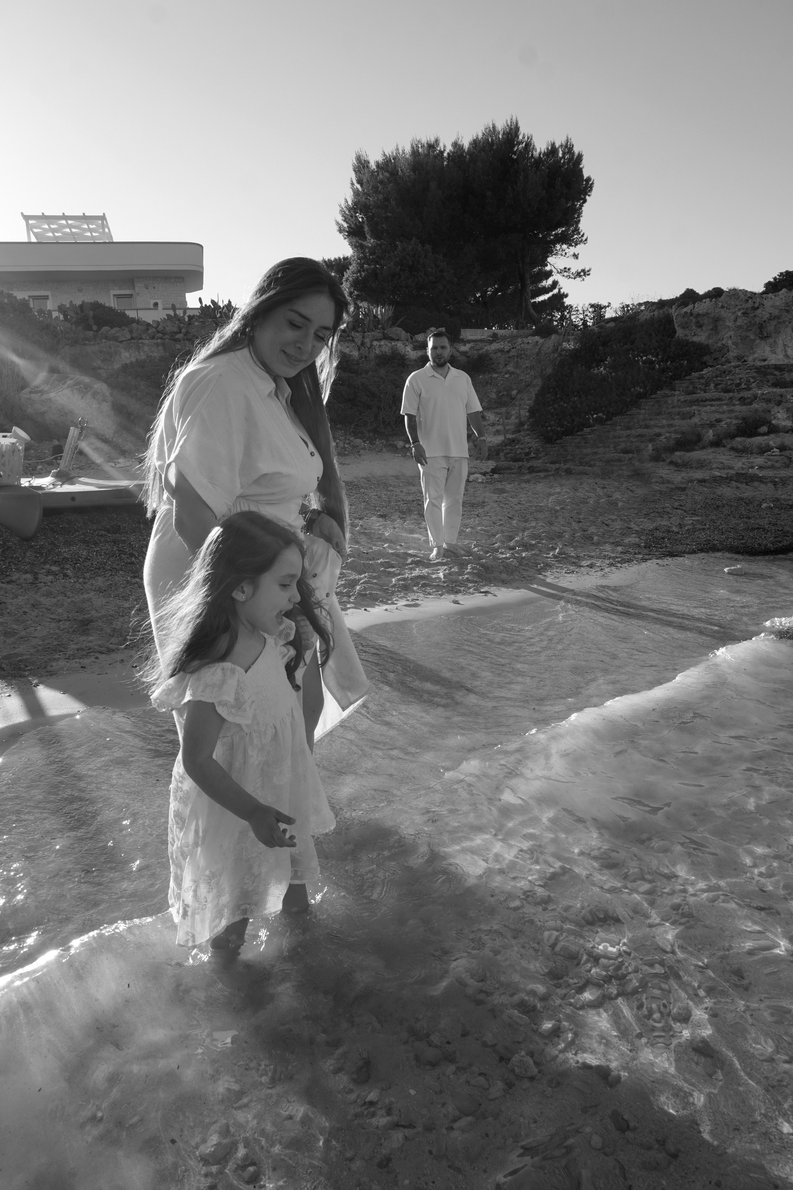 Mariateresa, Chloe e Enzo a Polignano a Mare. Fotografa e Videografa in Puglia Sokhova Albina
