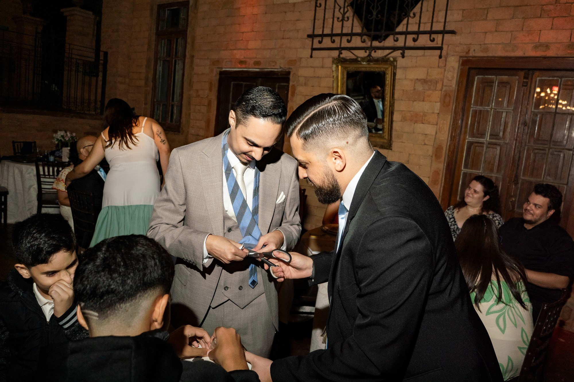 Casamento Geo e Renan — Igreja e Alvorada. Fotógrafo de casamento e Filmmaker de casamento