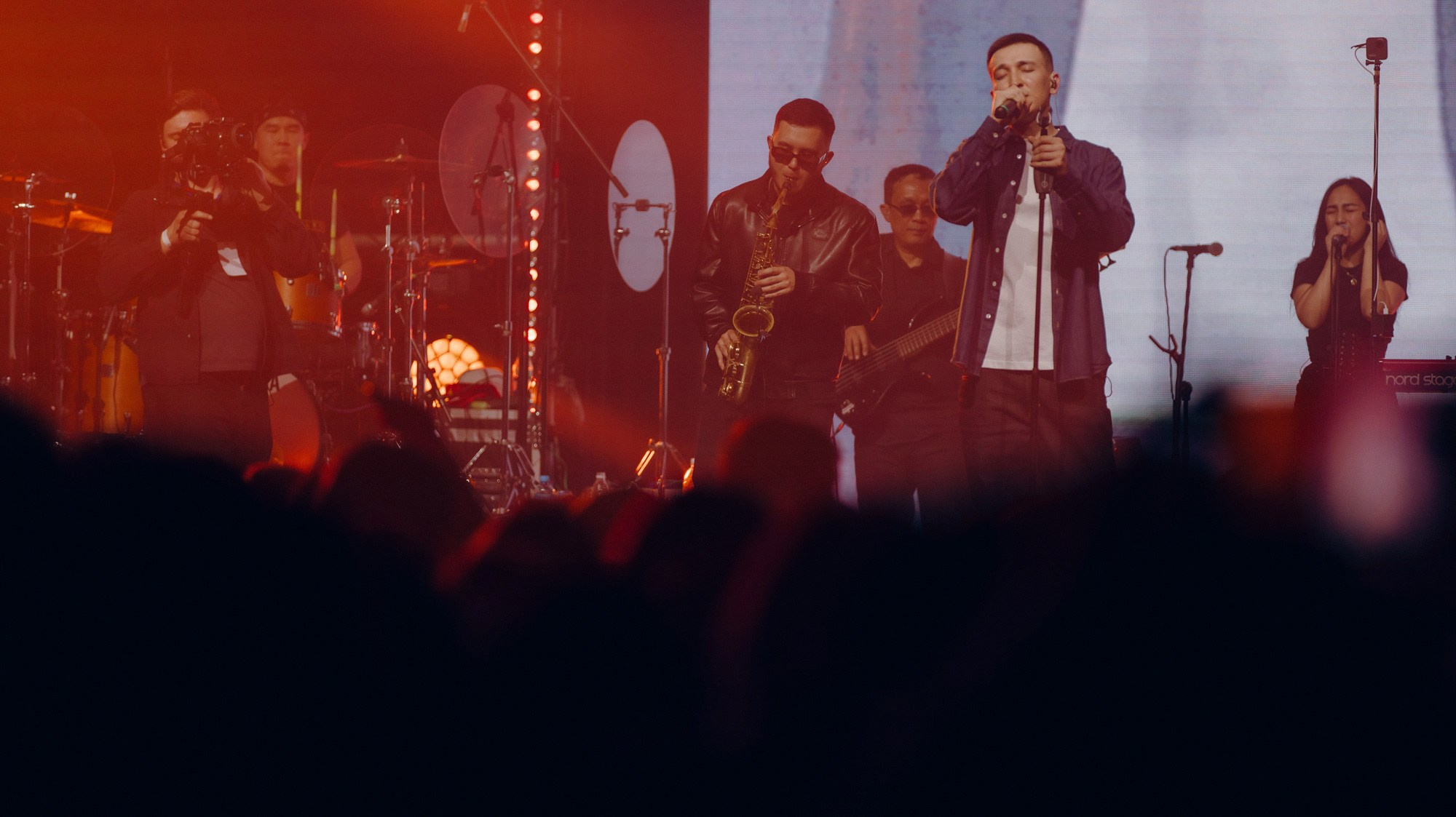 Концерт: ULUKMANAPO. Азимжан Нуритдинходжаев — свадебный фотограф