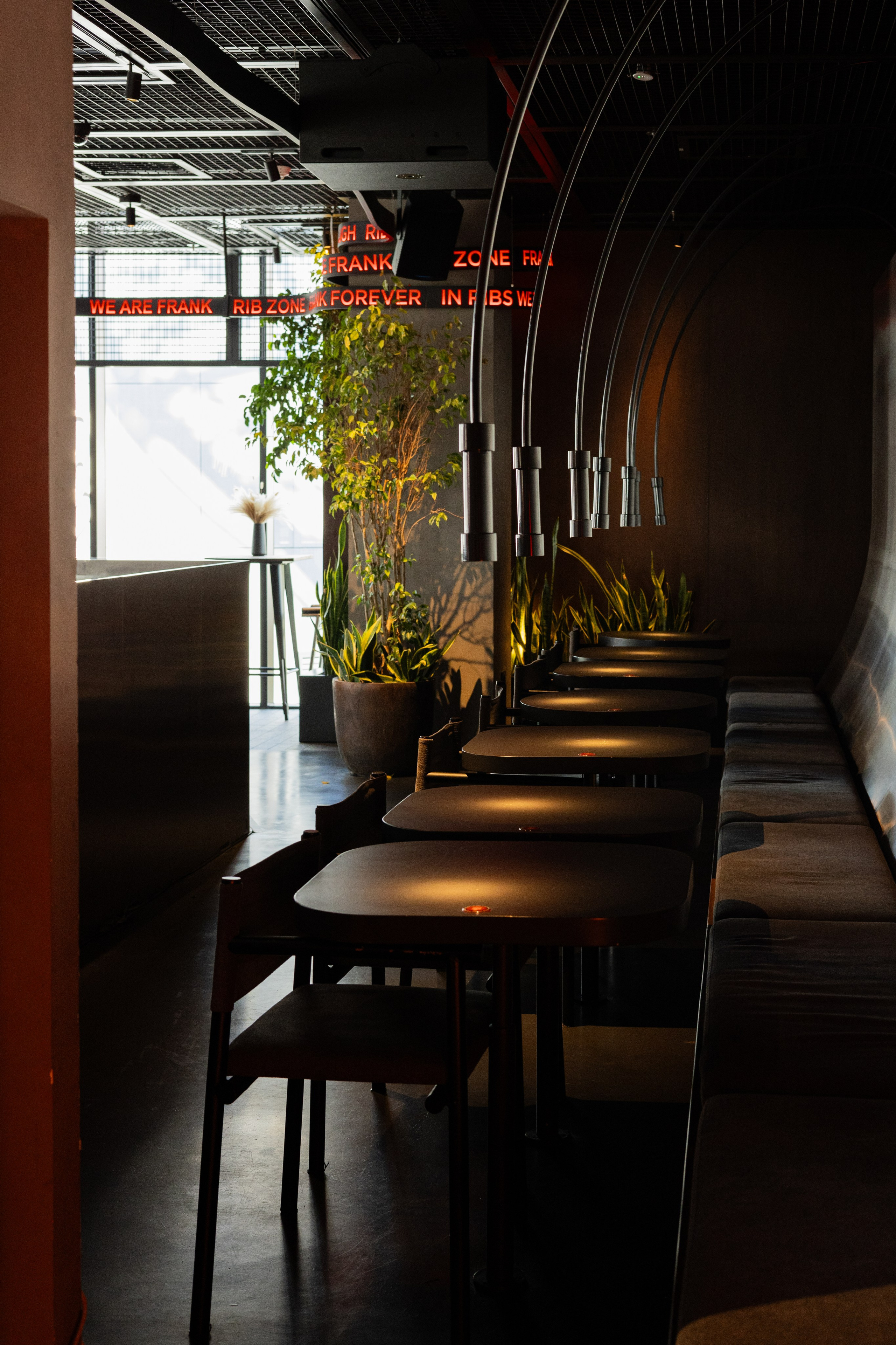 Frank Restaurant Dubai — Interior Photography | Anastasiia Kalinkina