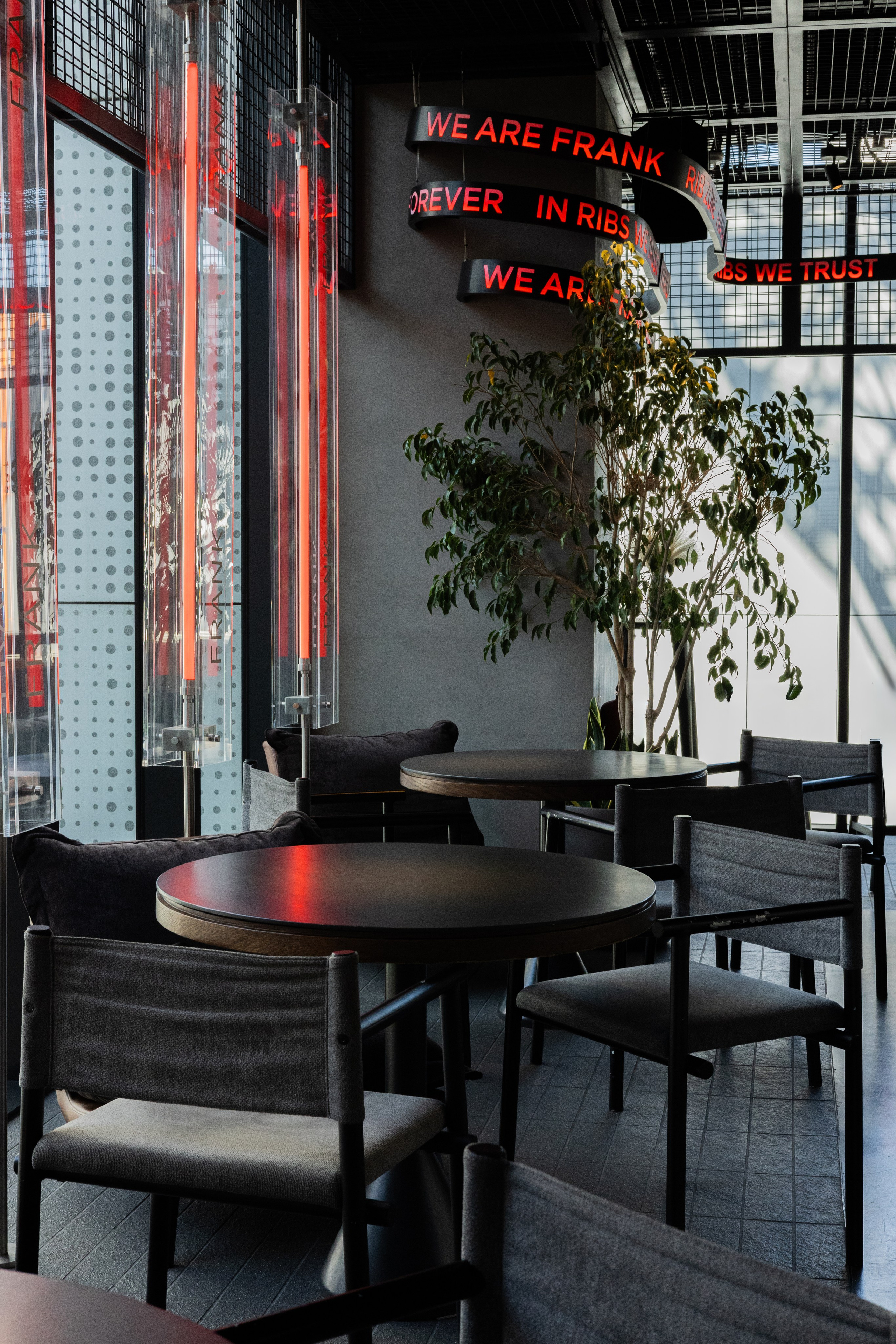 Frank Restaurant Dubai — Interior Photography | Anastasiia Kalinkina