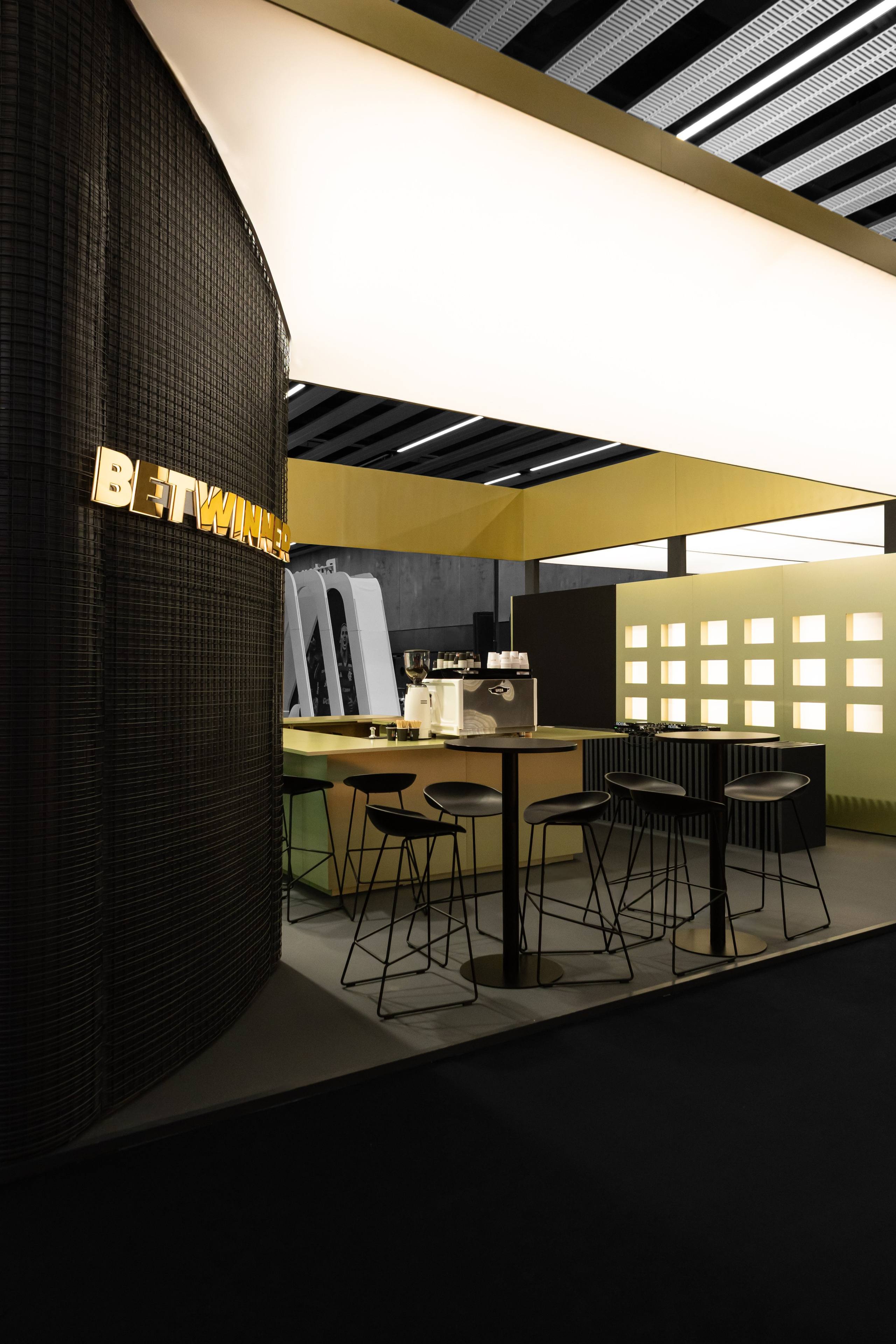 Bet Winner ICE — Interior Photography | Anastasiia Kalinkina
