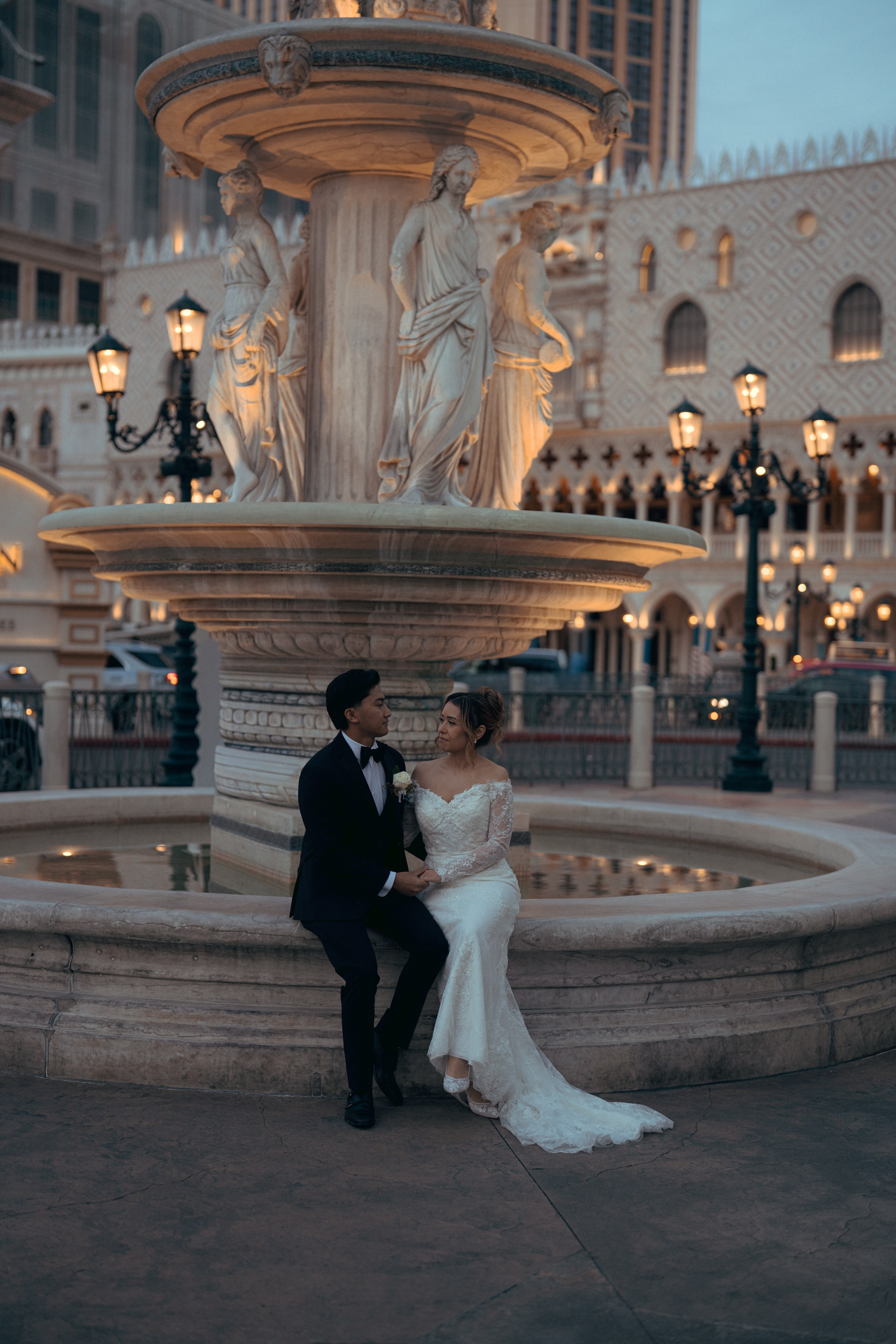 A&R. Wedding & elopement photographer Viktoriya Kravtsov. Las Vegas