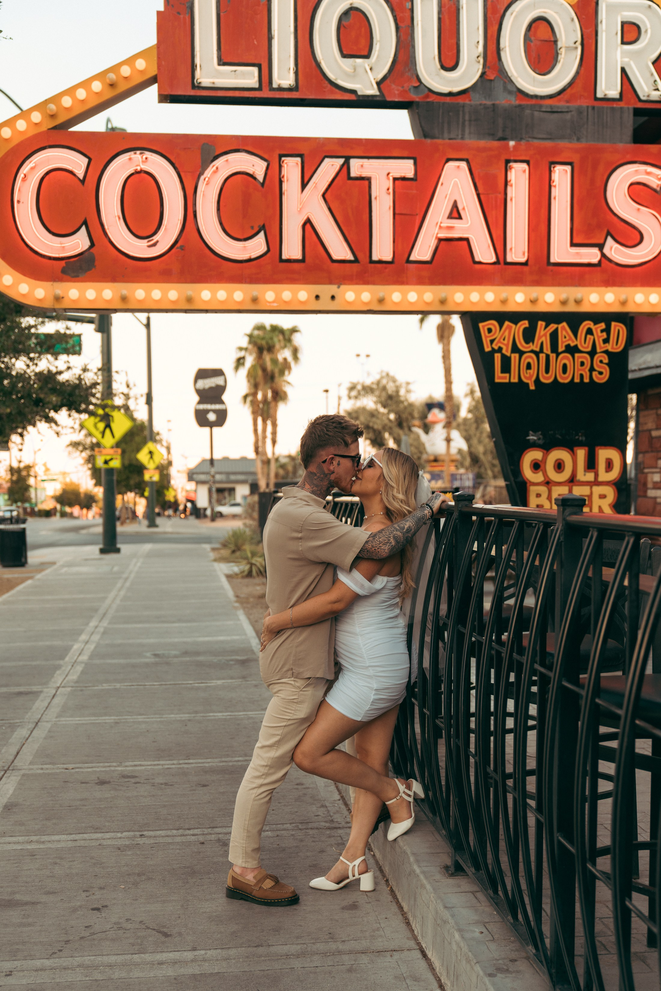 Nia& Joe. Wedding & elopement photographer Viktoriya Kravtsov. Las Vegas