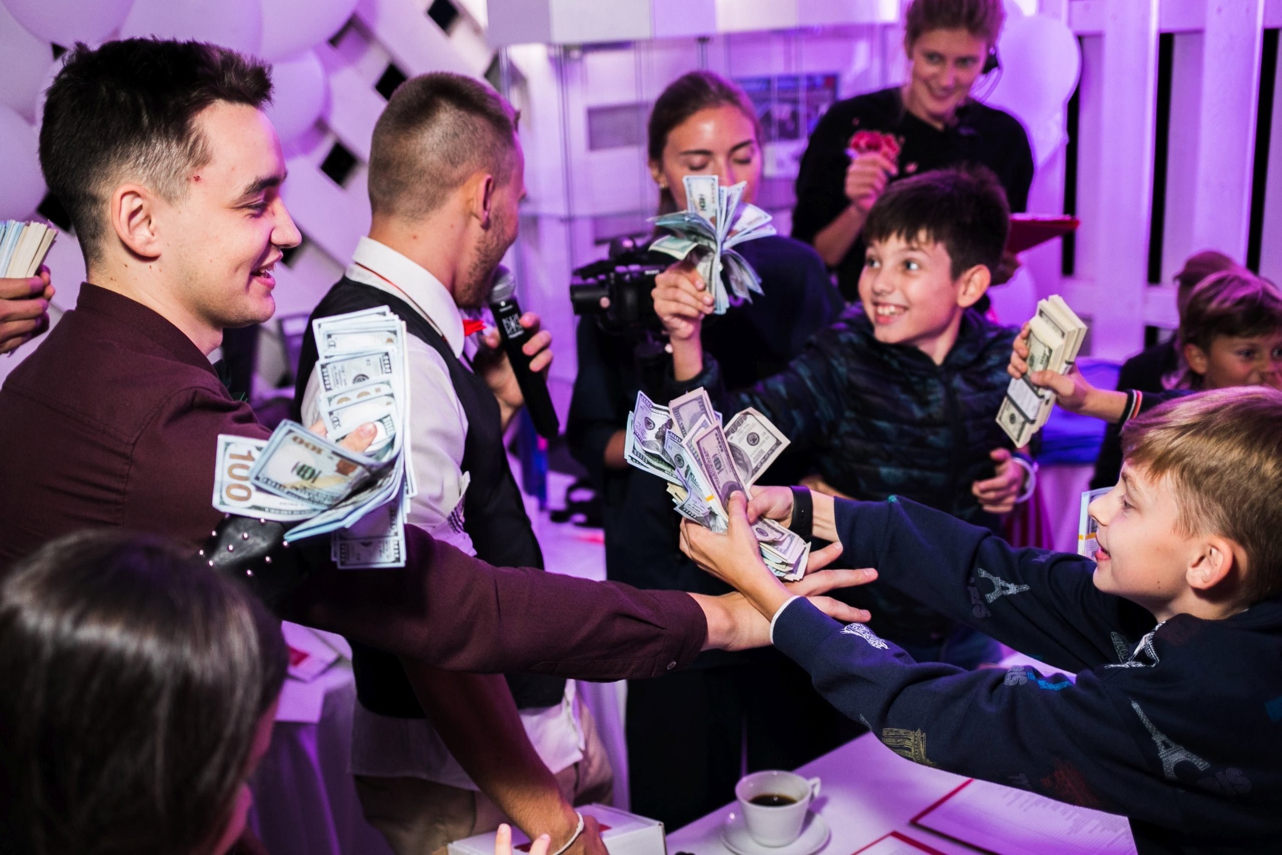 Birthday in a yaht club. True Story Photography