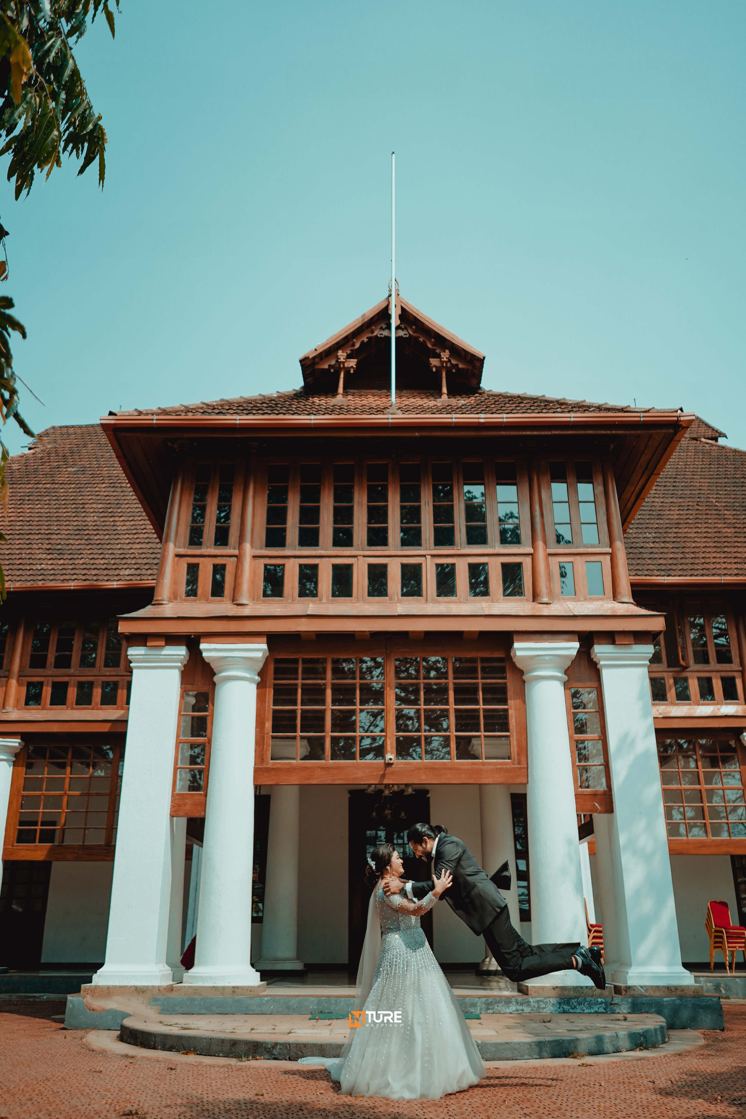 PHOTOS. NTURE WEDDING