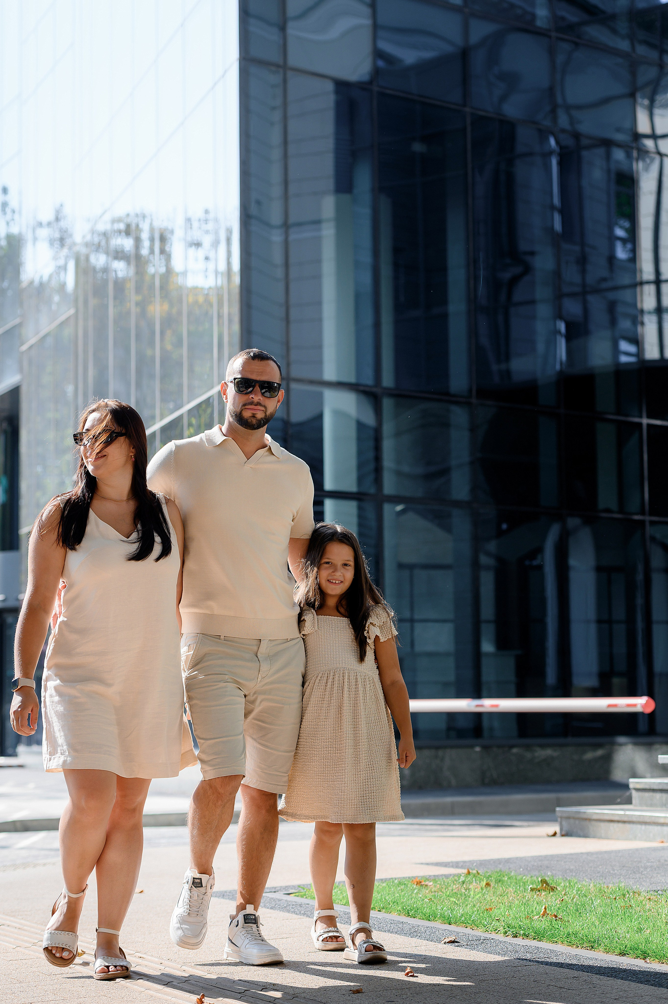 Family Chris & Ivan, Victoria. Wedding photographer from Moldova Alexey Chipchiu