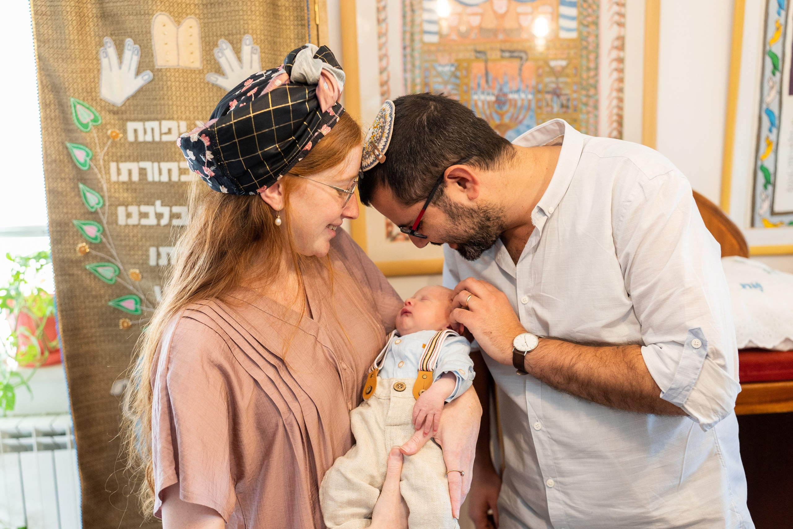 משפחת ברנד. יוסף מזרחי צילום חתונה, ברית וזוגיות. צלם מקצועי שאוהב להוציא אתכם הכי יפים ברגעים הכי מרגשים