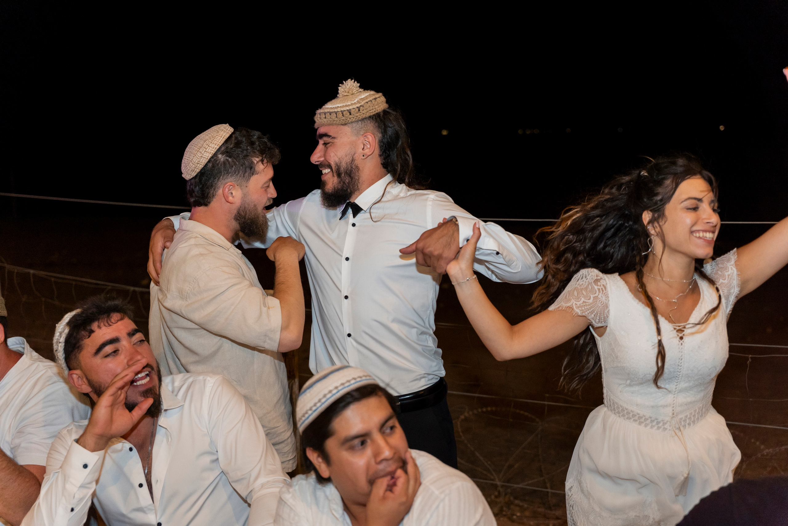 אביה ואחיה. יוסף מזרחי צילום חתונה, ברית וזוגיות. צלם מקצועי שאוהב להוציא אתכם הכי יפים ברגעים הכי מרגשים