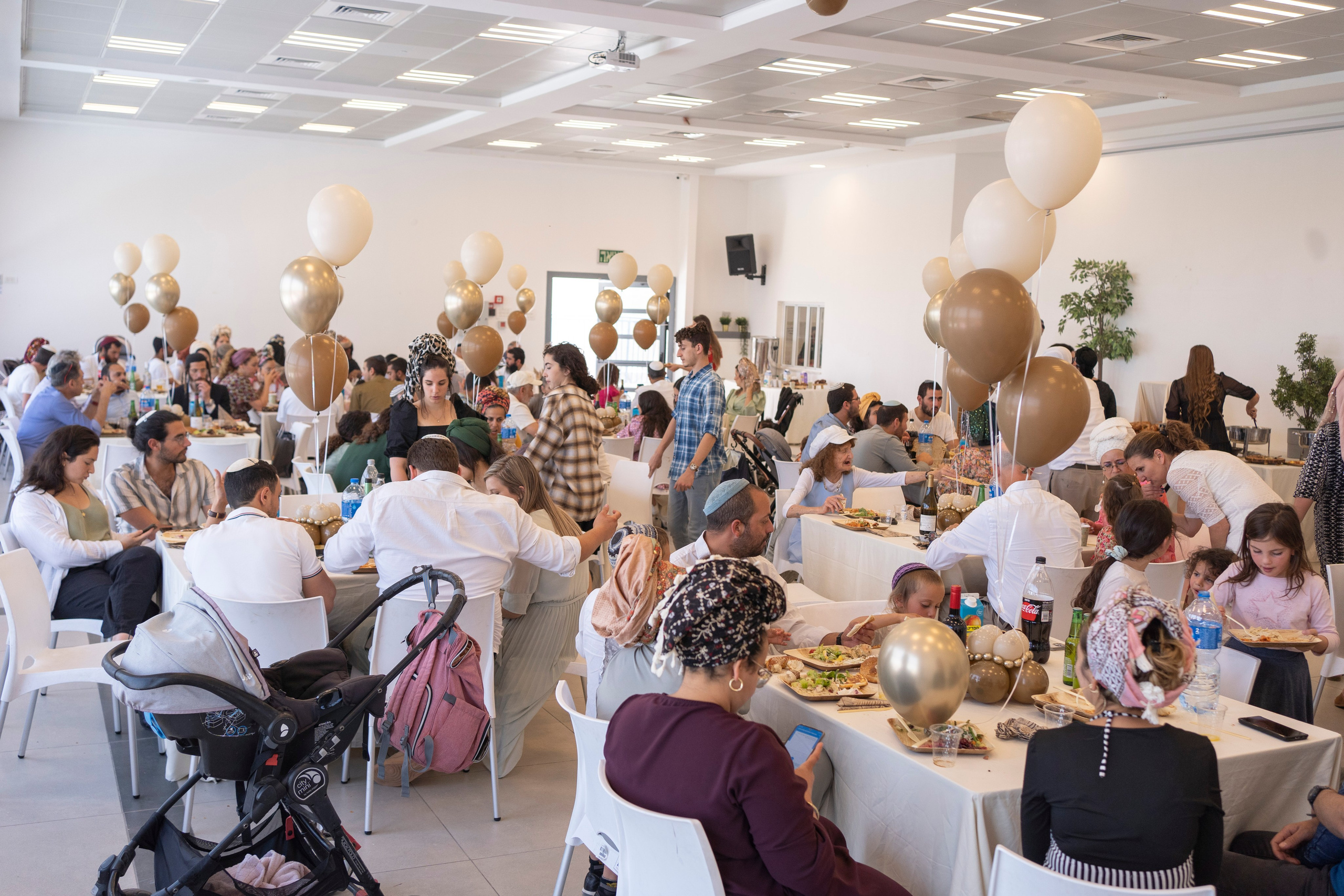 הברית של נחמן חזן. יוסף מזרחי צילום חתונה, ברית וזוגיות. צלם מקצועי שאוהב להוציא אתכם הכי יפים ברגעים הכי מרגשים