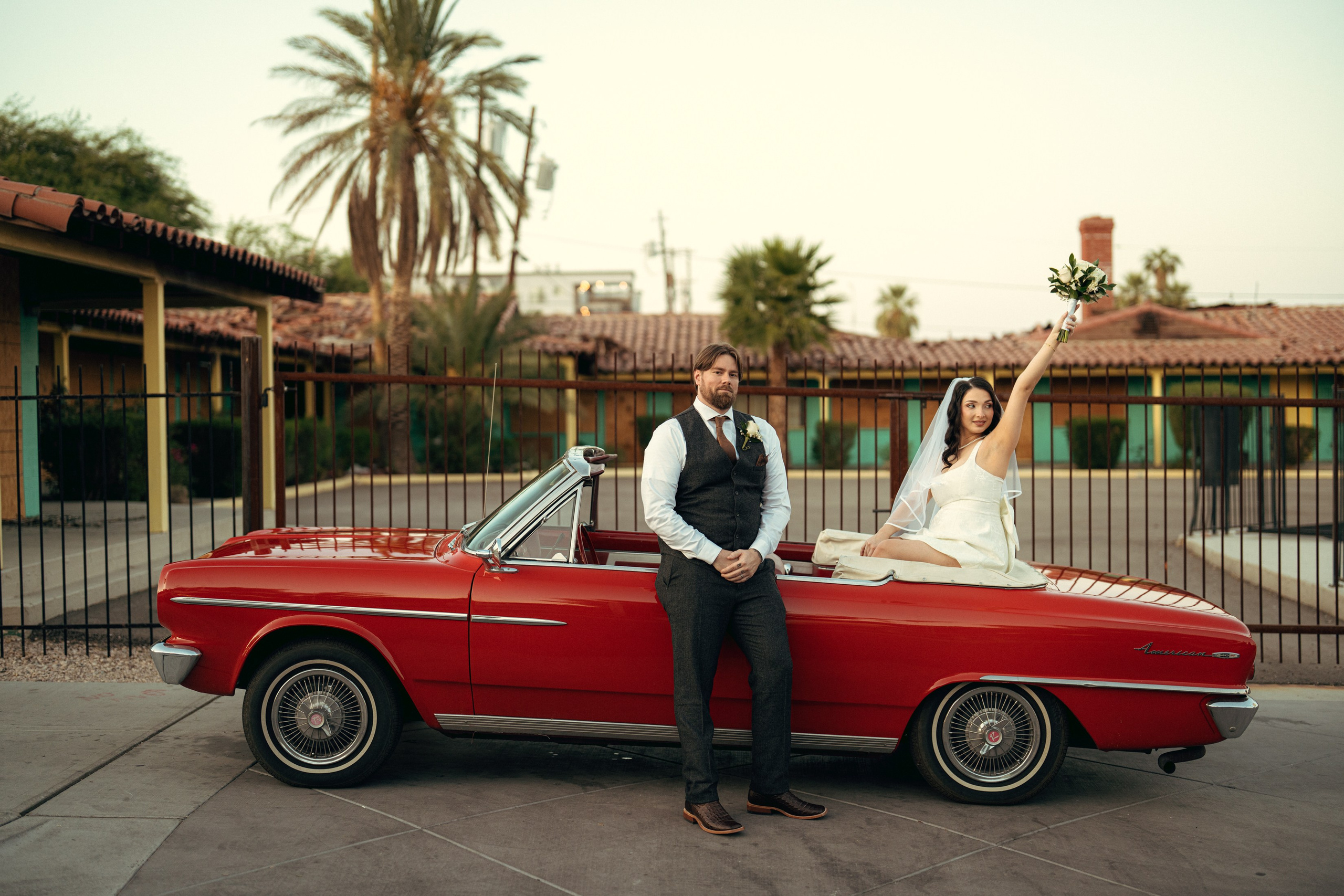 Maggie&Nathan. Wedding & elopement photographer Viktoriya Kravtsov. Las Vegas