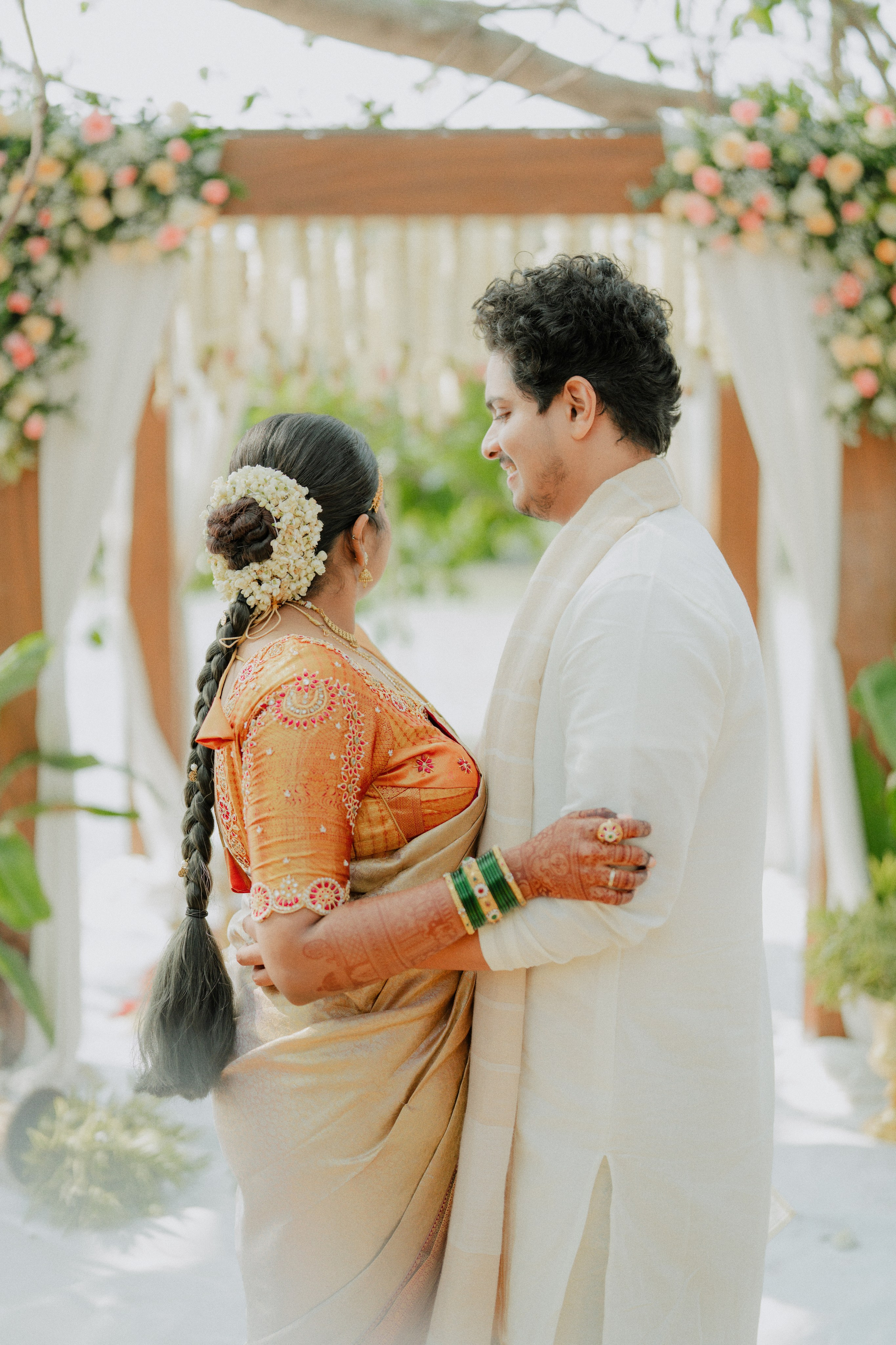 INTIMATE WEDDING. SPOTLIGHTWEDDINGS.IN