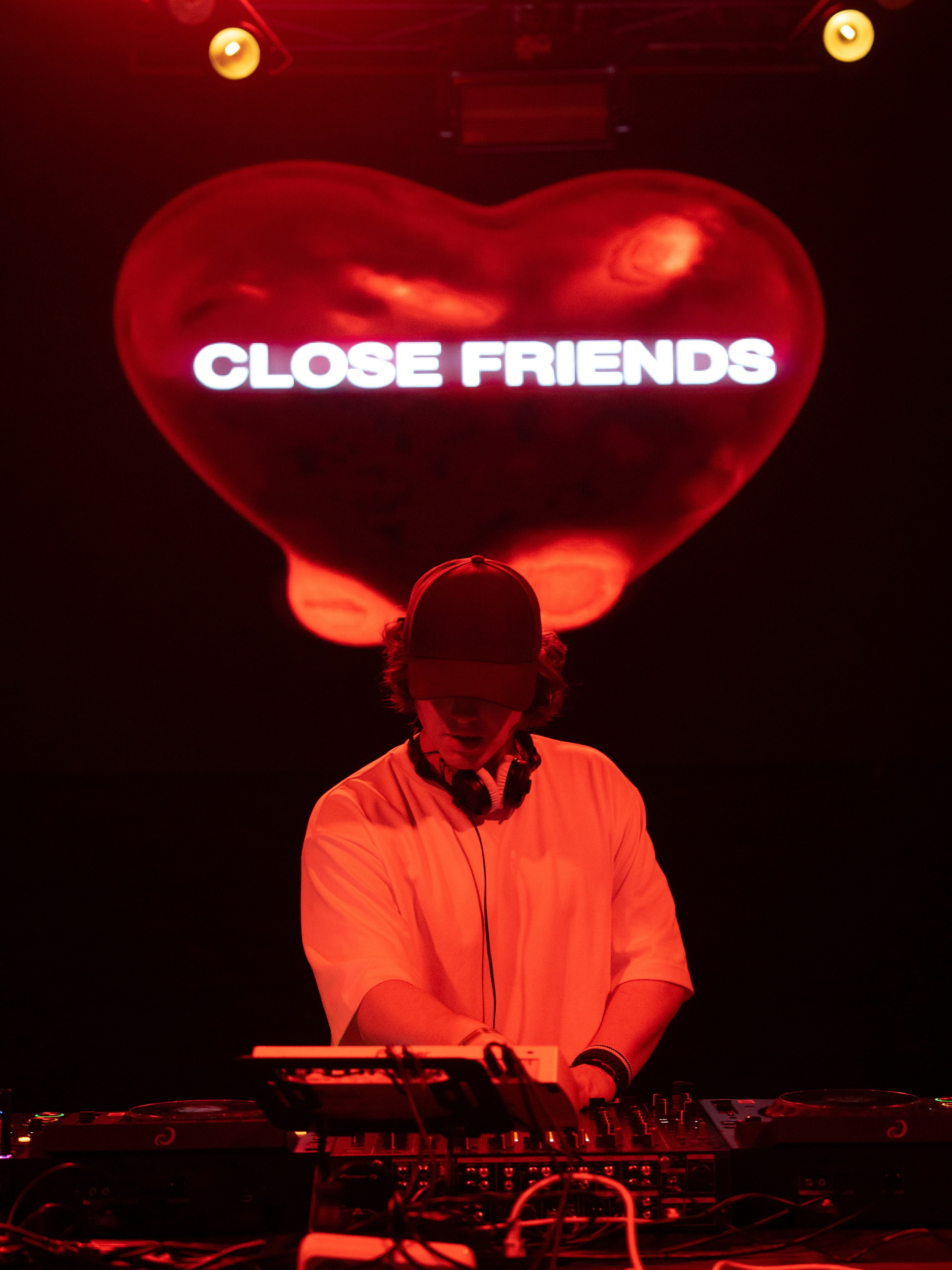 Close Friends. Георгий Намазов | Репортажный фотограф в Ташкенте