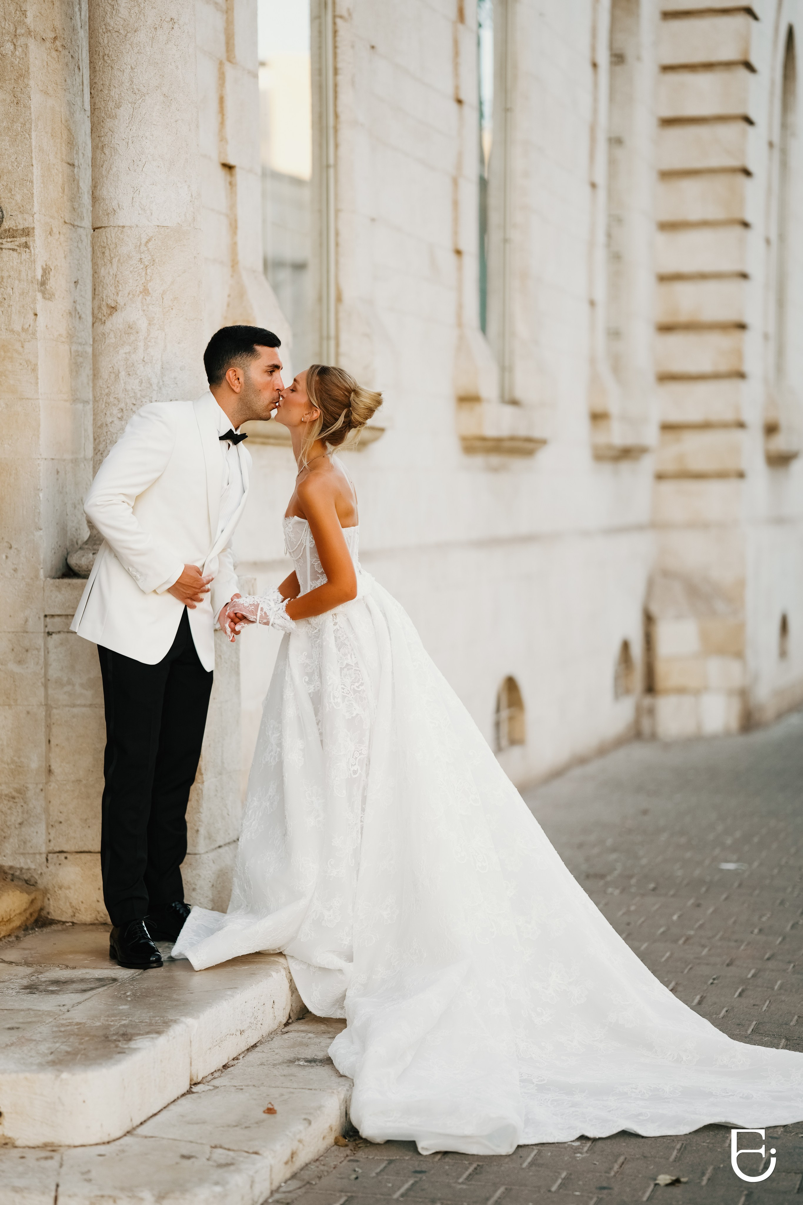 WEDDINGS. CAMELLIA ART PHOTOGRAPHY