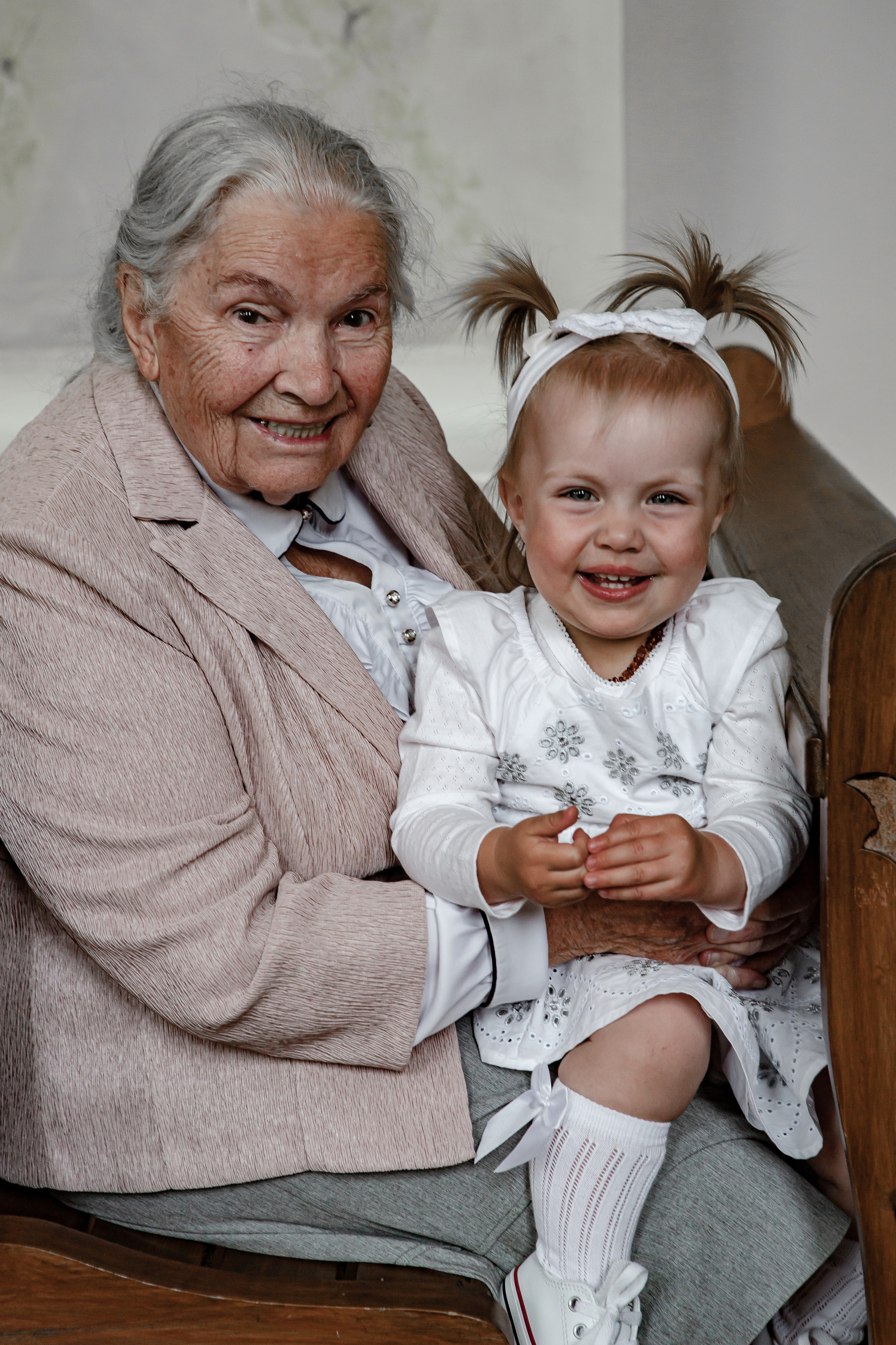 Luna. Wedding and family photographer in Lithuania — Yvanessa Gelvano