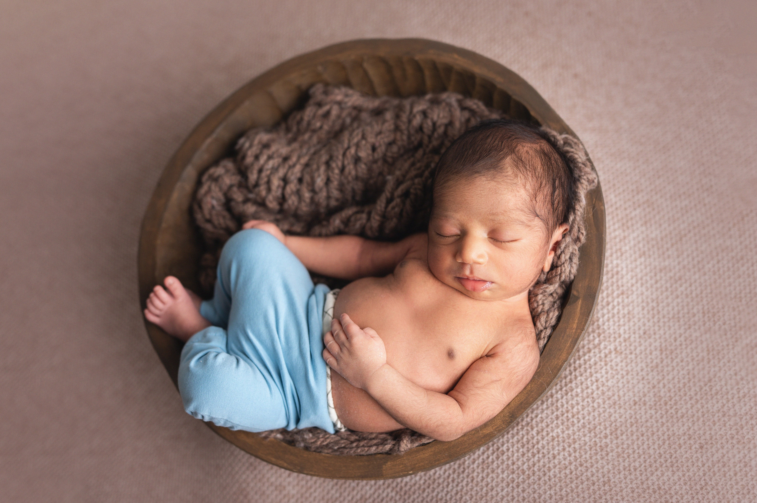 Nivaan 10 days. In-home newborn photography Raleigh & area Katya Kulikova