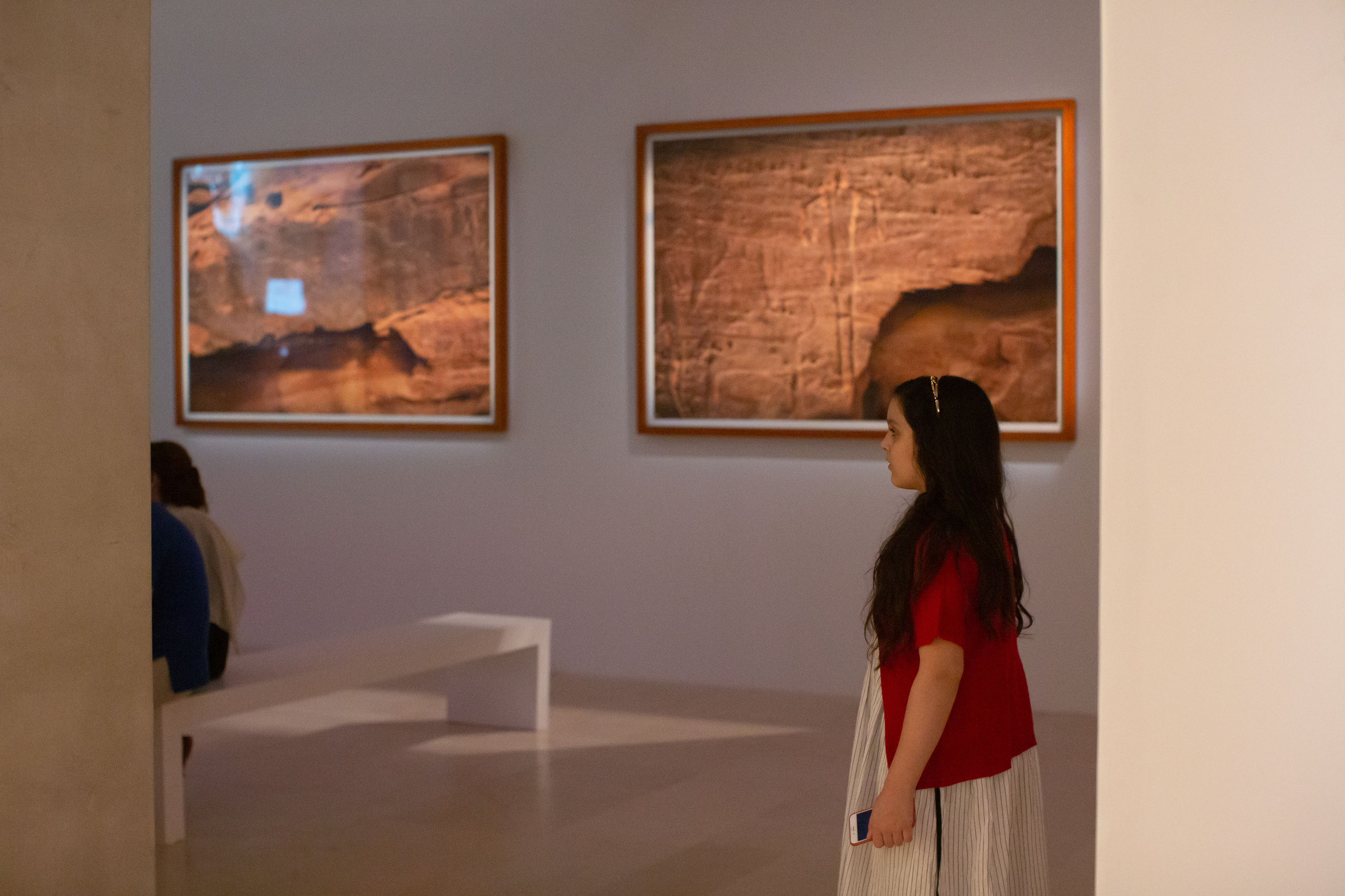 ITHRA. Междисциплинарный художник, фотограф