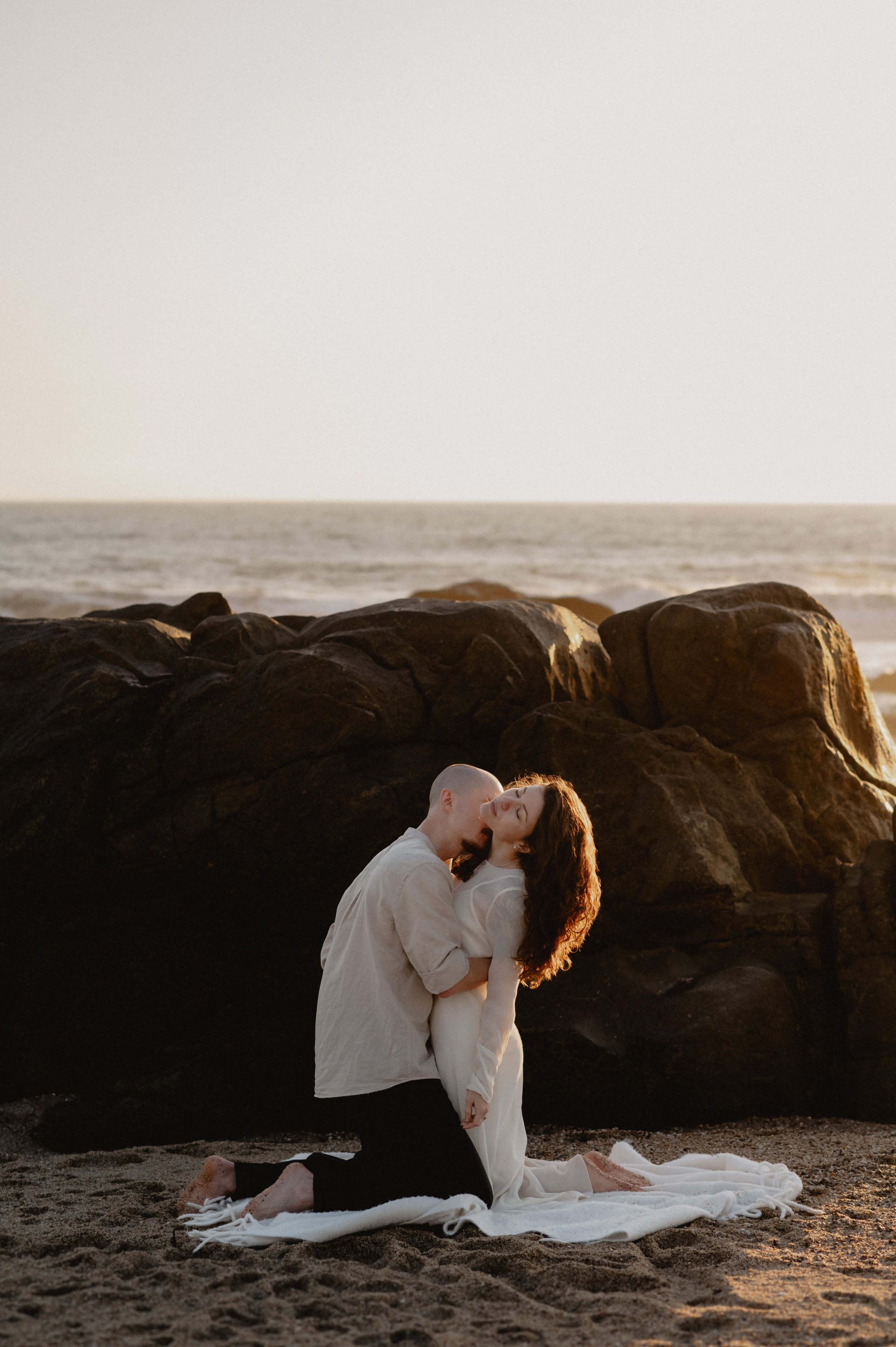 Zuhause im Herzen | Shooting an der Ozeanküste. Fotografin Ansbach - Paare | Hochzeit | After Wedding
