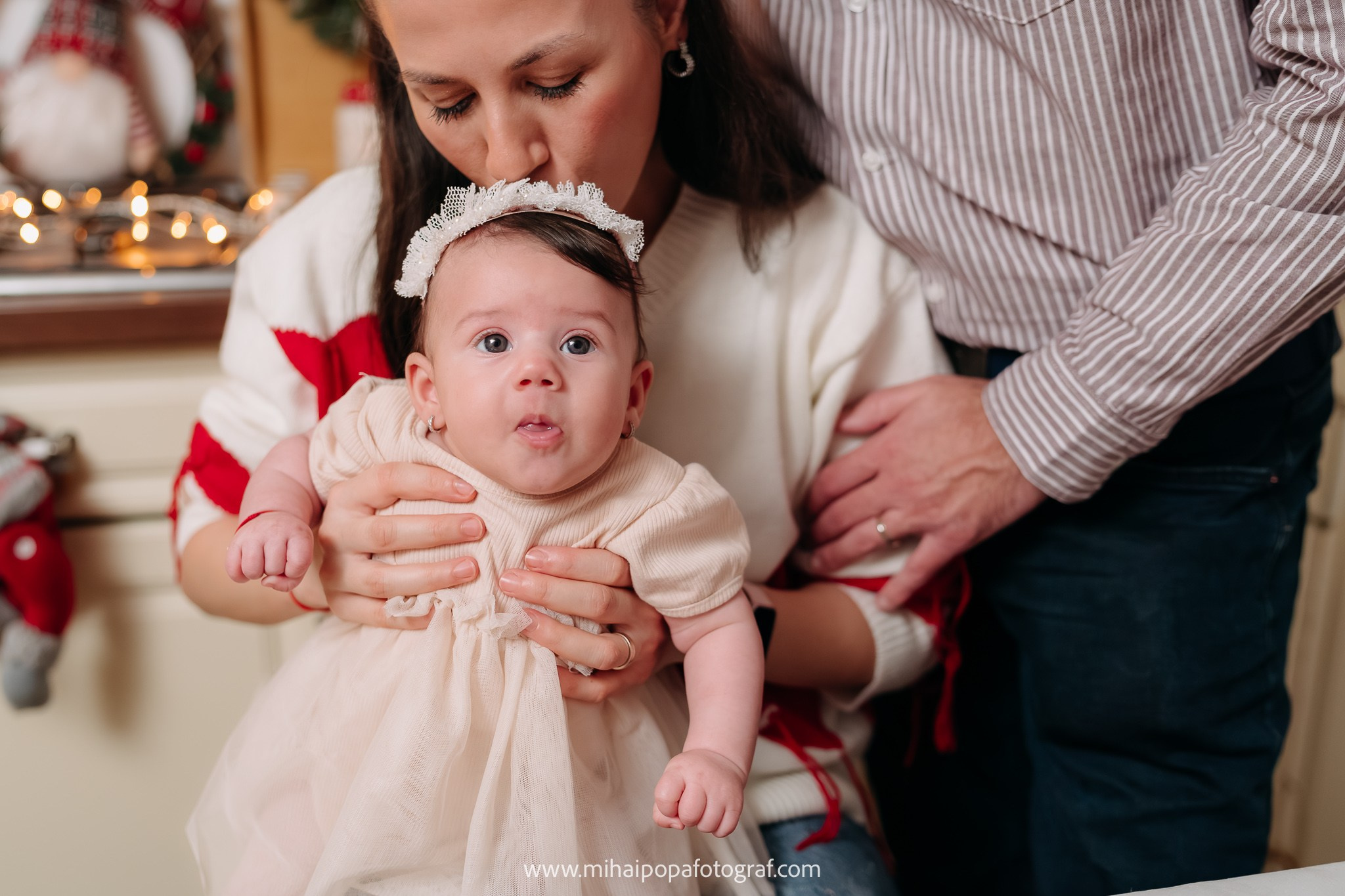 Ședință Foto Crăciun - Sara. Fotograf Nuntă & Botez București - Mihai Popa | Dincolo de oameni, imortalizez emoții!