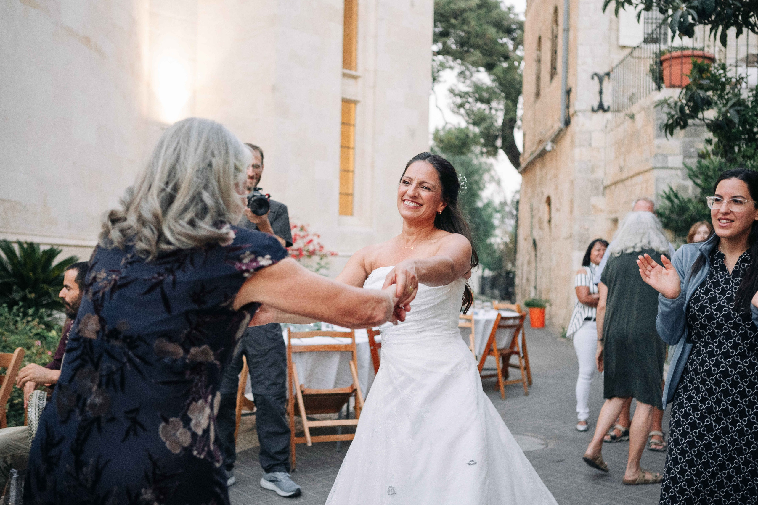 WEDDING OF FOREIGNERS IN THE OLD CITY OF JERUSALEM. Https://shi-photo.com/