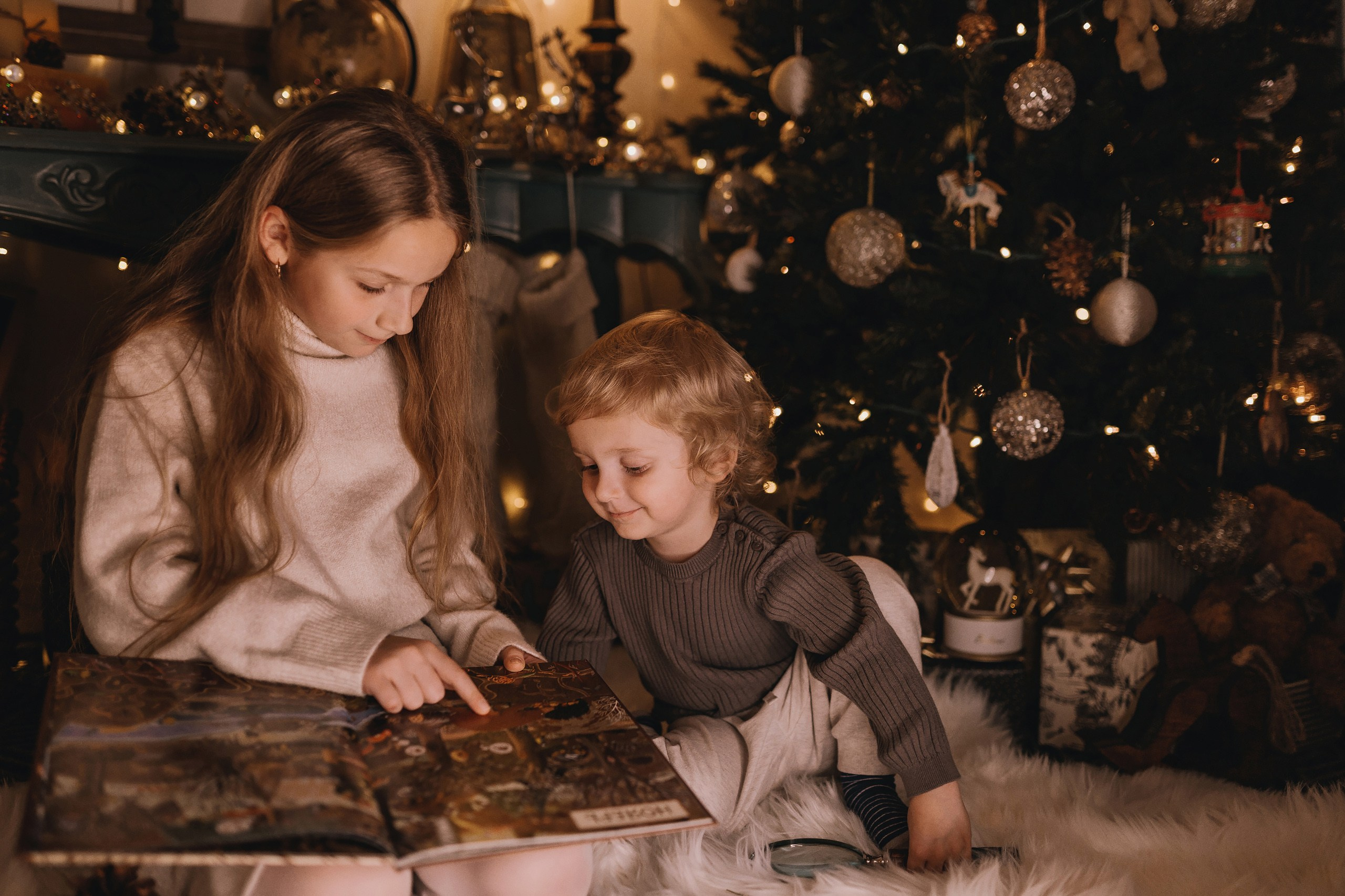 11.15.2025 Christmas Photoshoot. Wedding family event photographer in Chicago Nick Yushevich