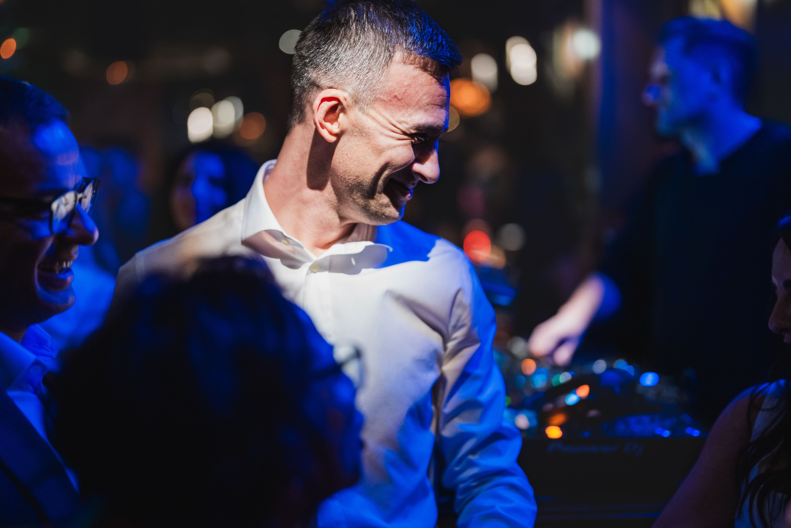 PARTY. Gabriel Florea — Fotograf nuntă București