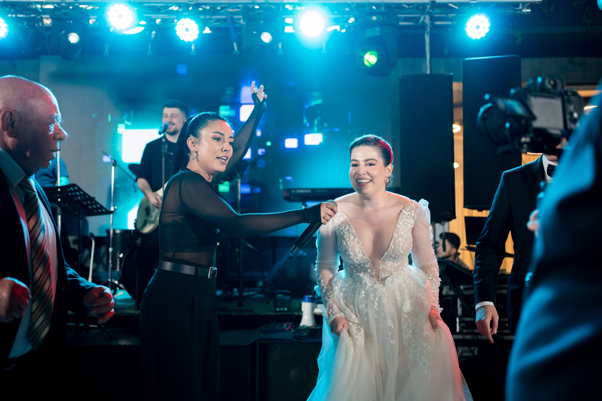 PARTY. Gabriel Florea — Fotograf nuntă București