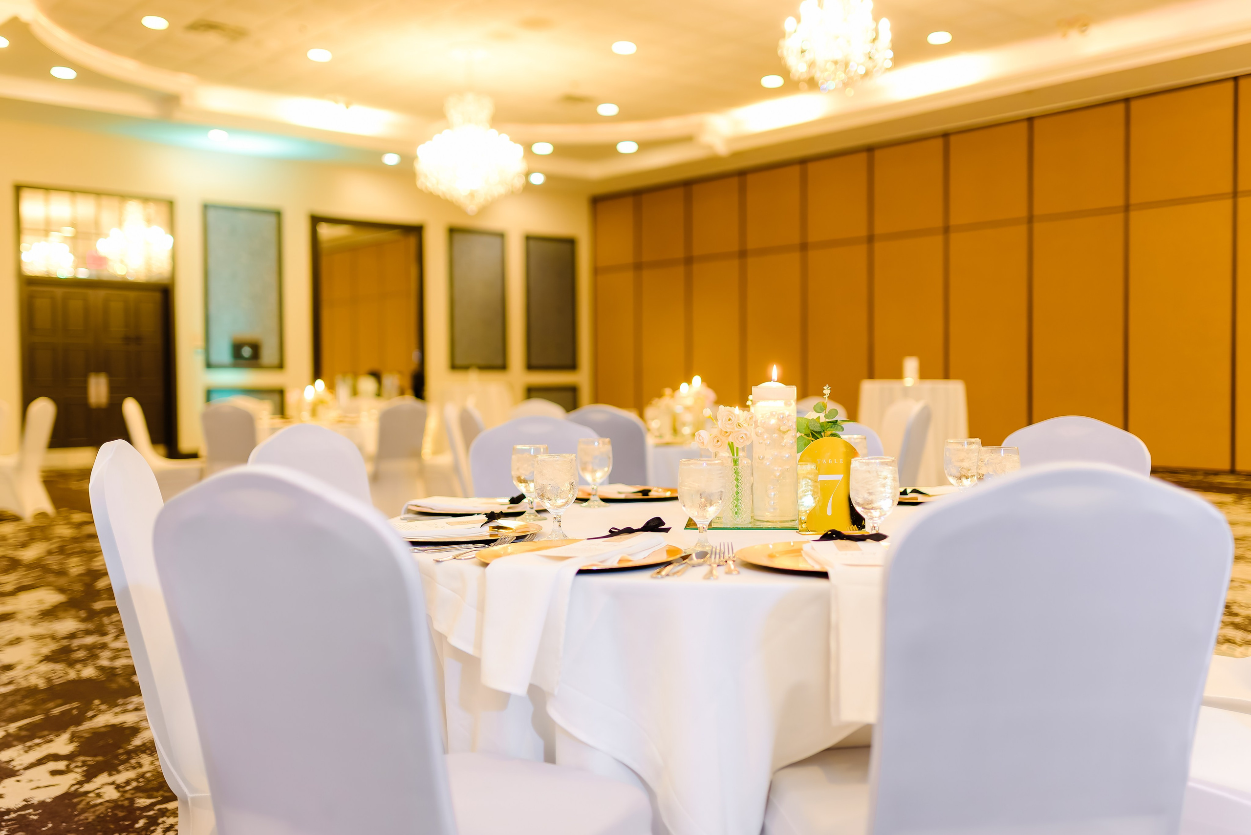 Jayme + Brad. Alexandria Danielle Photography | Fort Wayne & Indianapolis Wedding Photographer