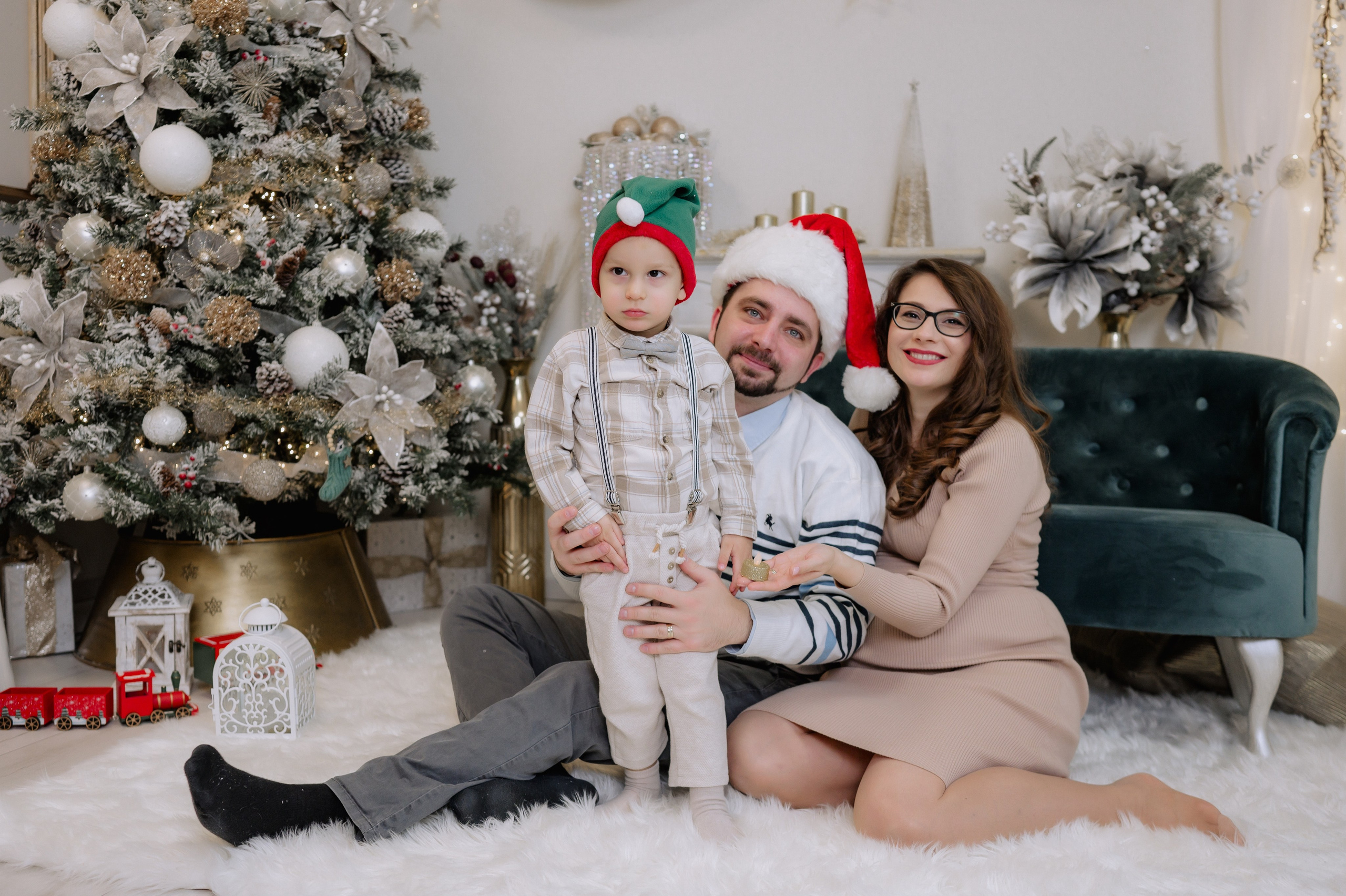 Sedinta foto craciun. Proud Vision Weddings | Wedding Photography & Film — Servicii profesionale Foto Video Nunta Iasi