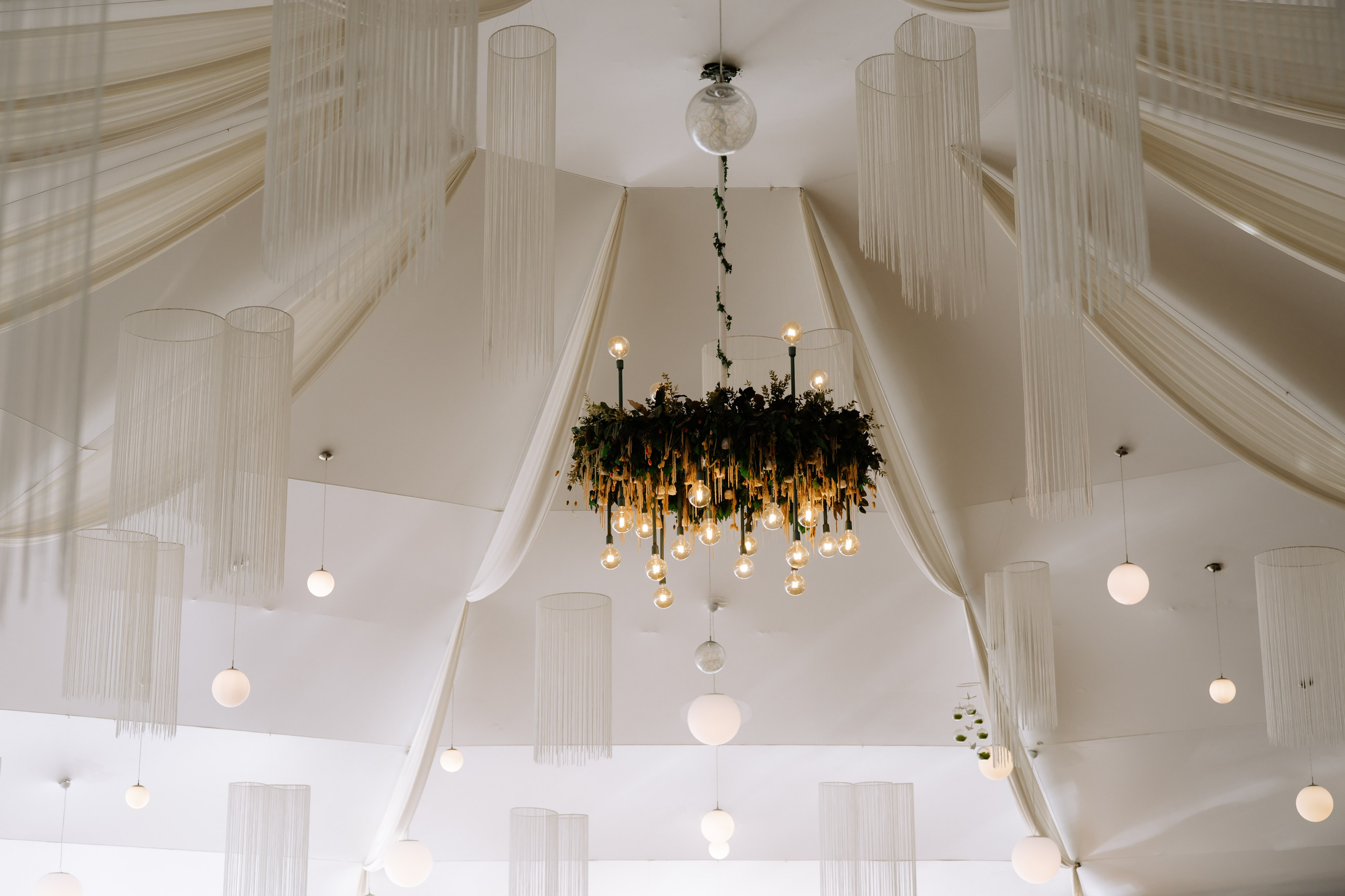 Raluca + Marius | Wedding day. Proud Vision Weddings | Wedding Photography & Film — Servicii profesionale Foto Video Nunta Iasi