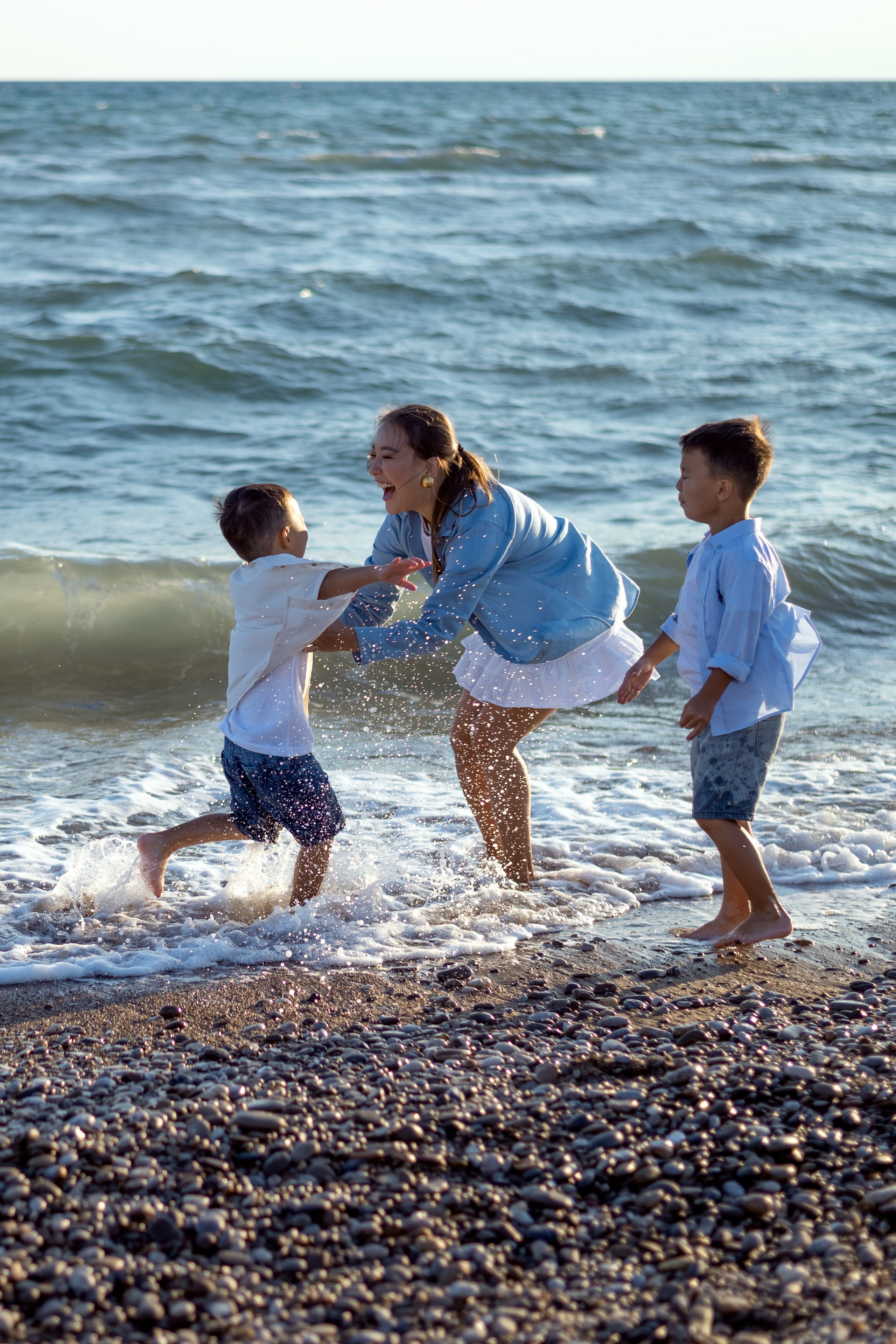 Семейная фотосессия на берегу моря в Белеке