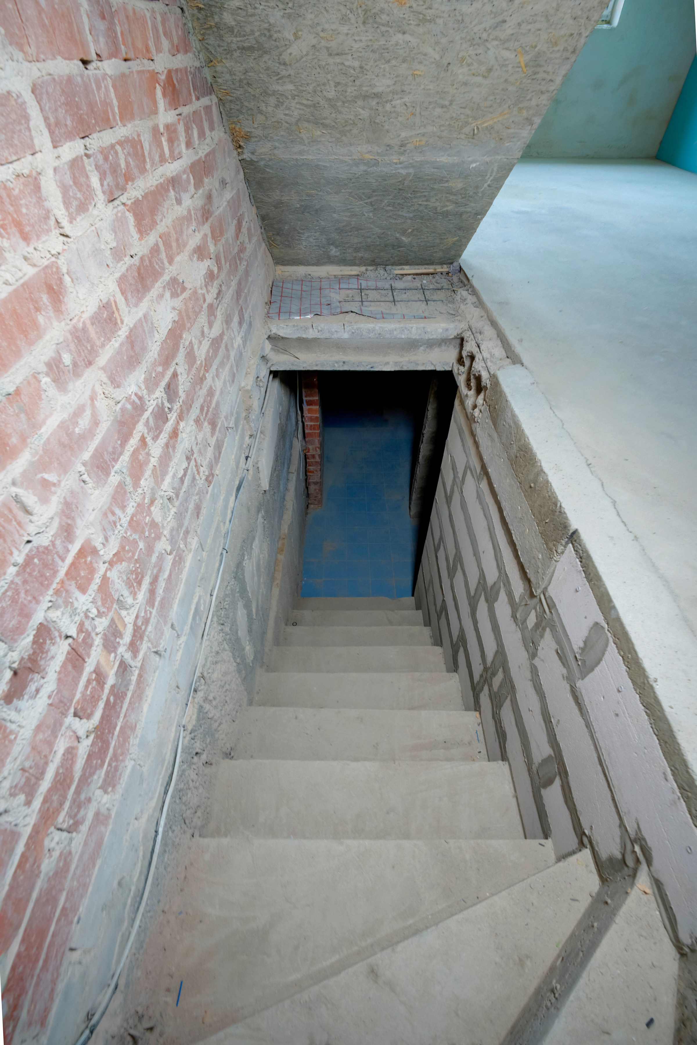 Pagubės sodų 11-oji 16, Vilnius. Namas su nepilna apdaila. Elina Sapiega fotografė Vilniuje