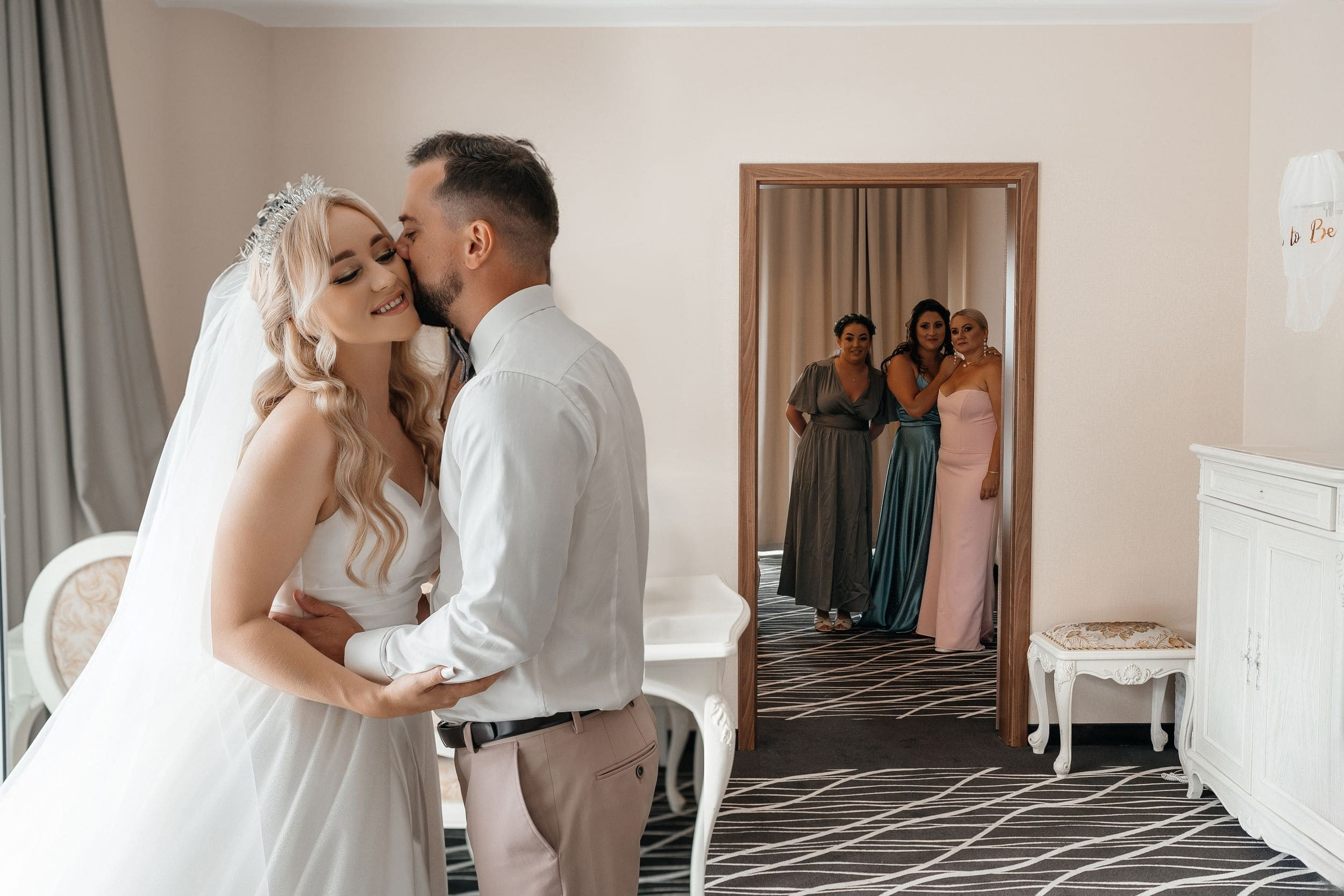 Destination wedding in Poland. Wedding photographer & videographer Frankfurt | Denis Mirosnik