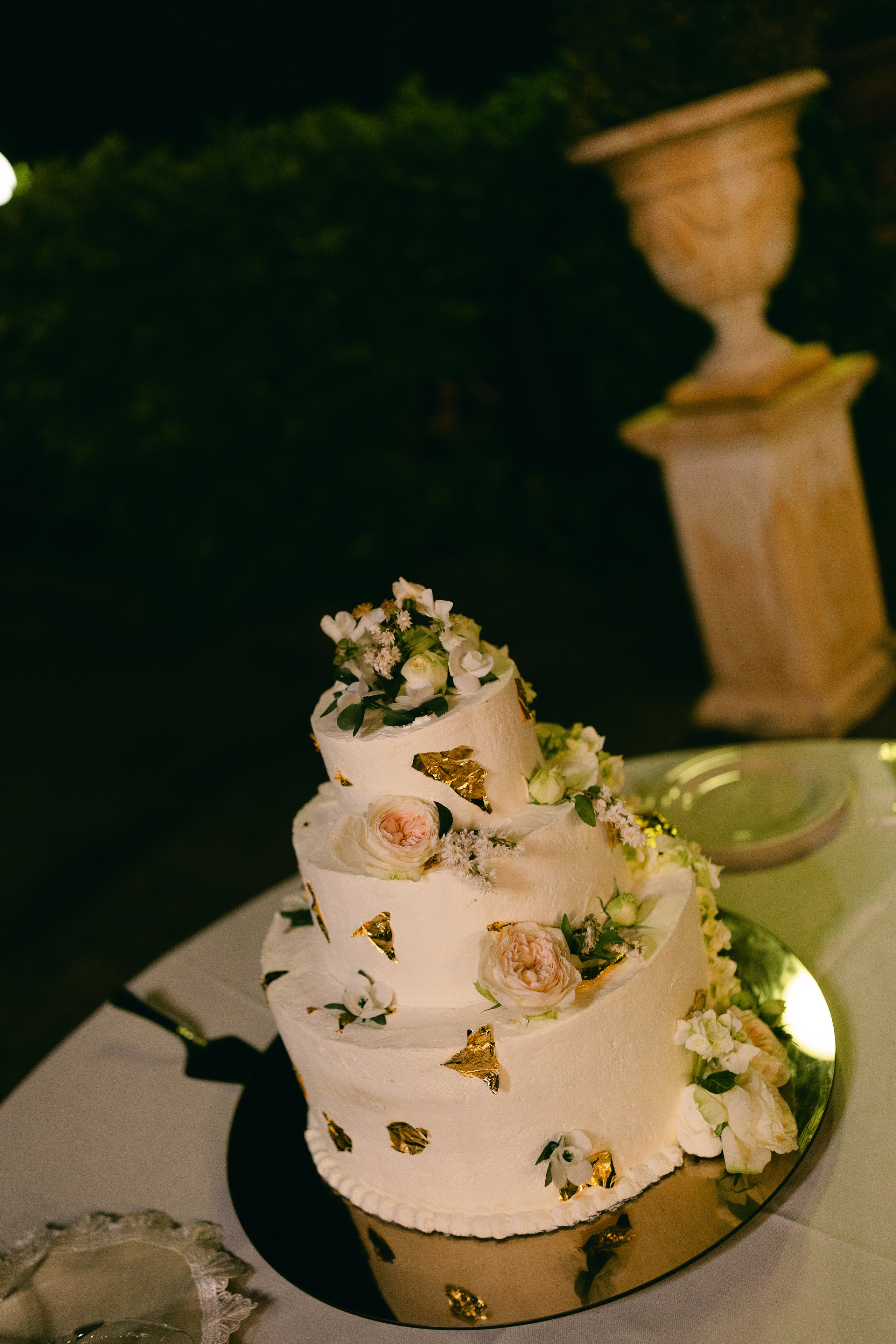 Elisa and John. Sara Luca Wedding Photographer in Italy and Europe