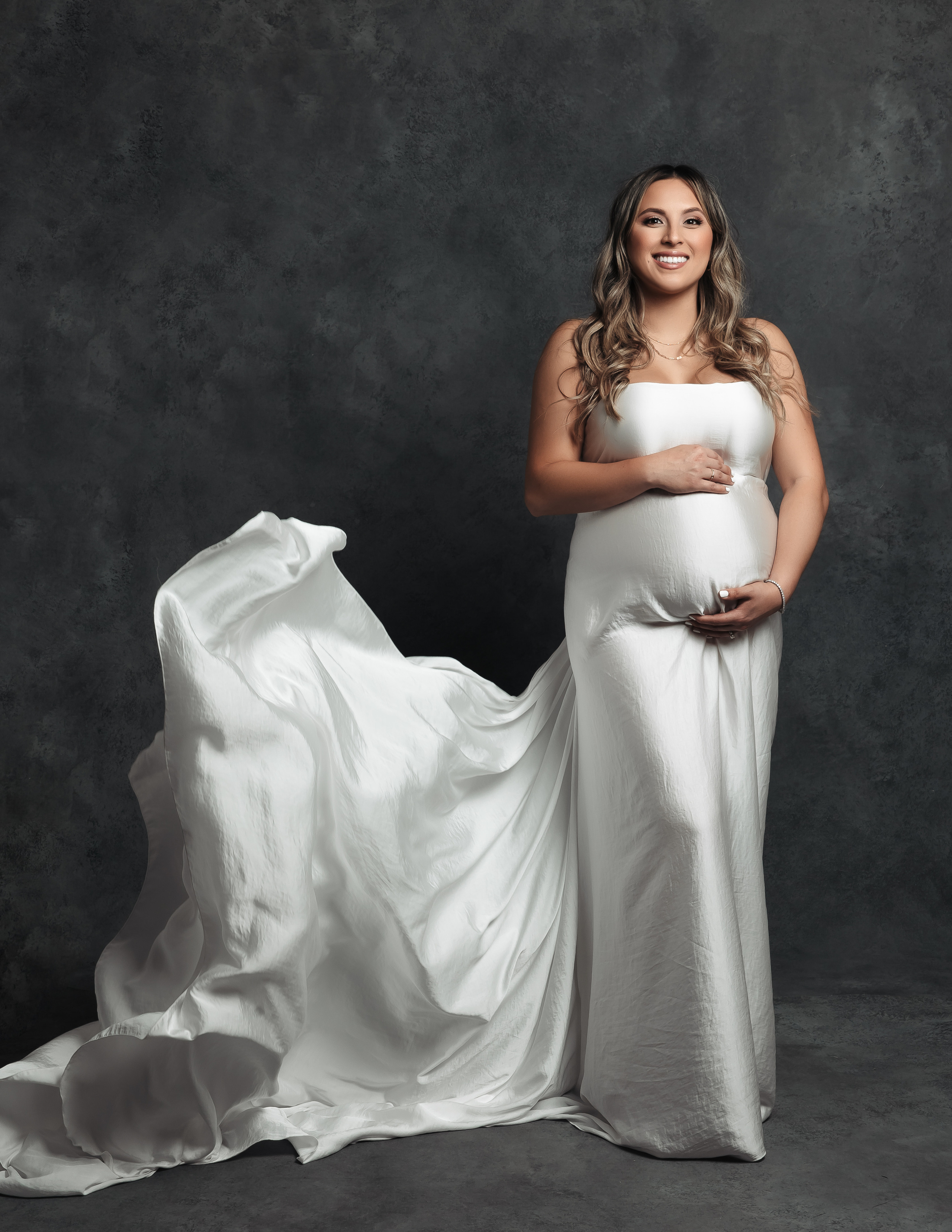 Maternity. Los Angeles maternity, boudoir and family photographer
