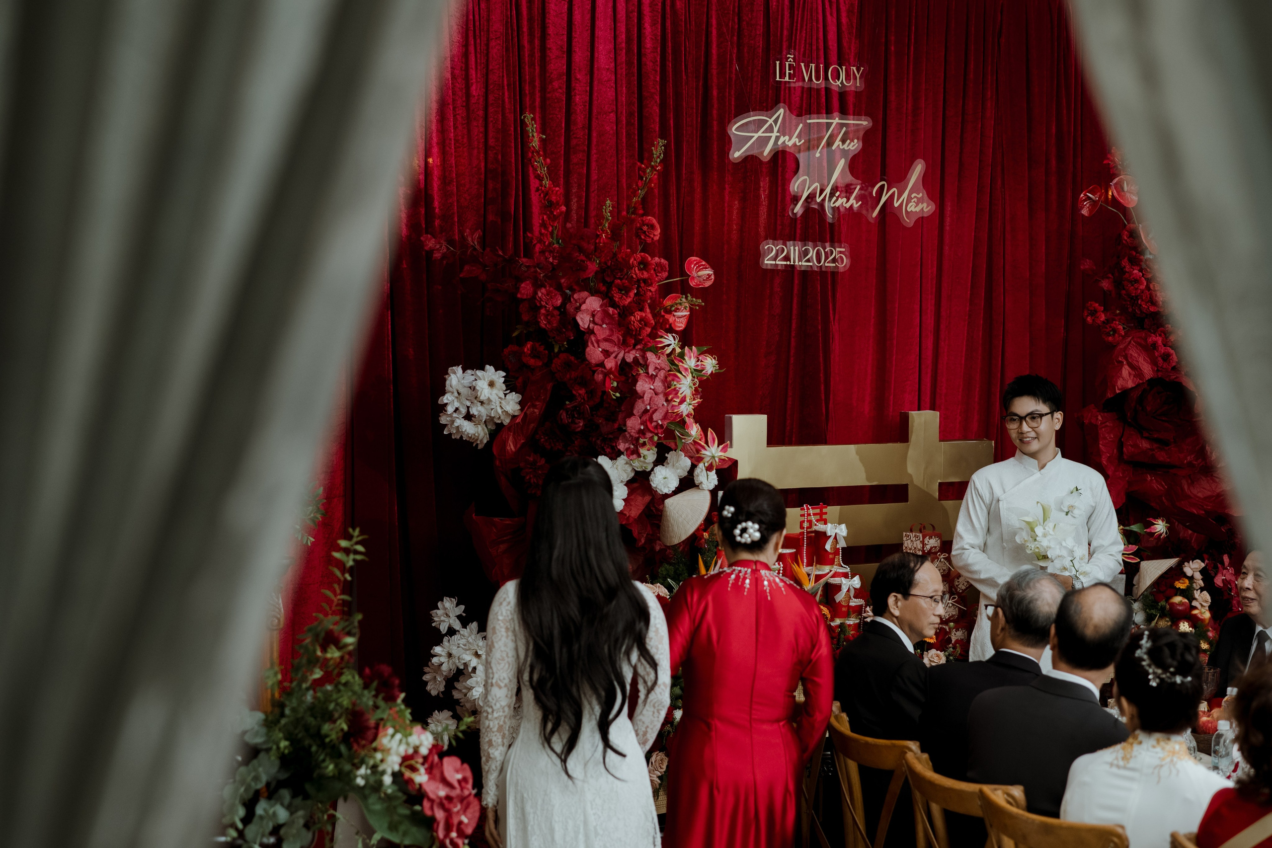 Man + Thu | Photojournalism. BenColor Studio