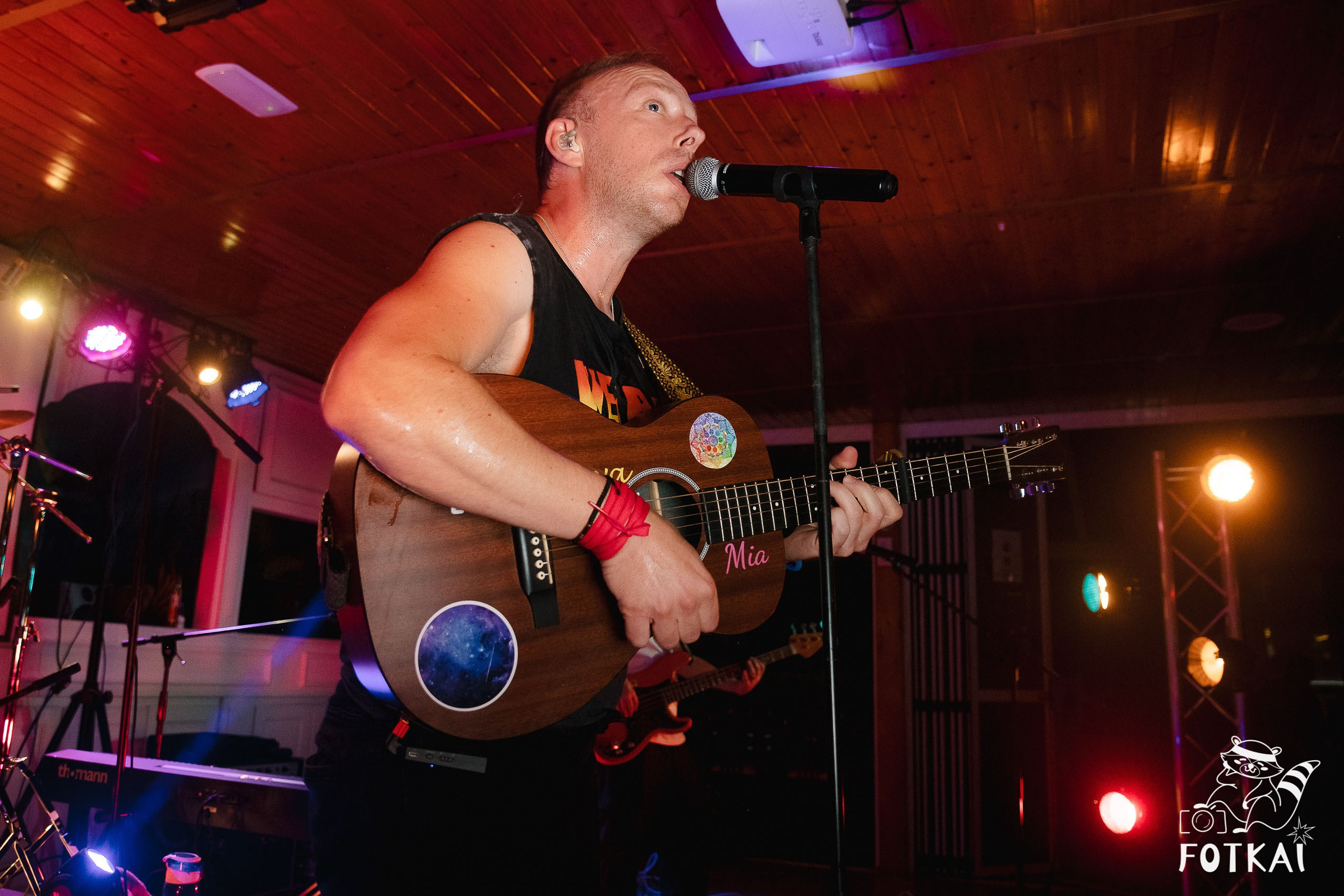 Ultimate Coldplay en Restaurante Los Cucalos: Reportaje fotográfico 17.09.25 | FOTKAI