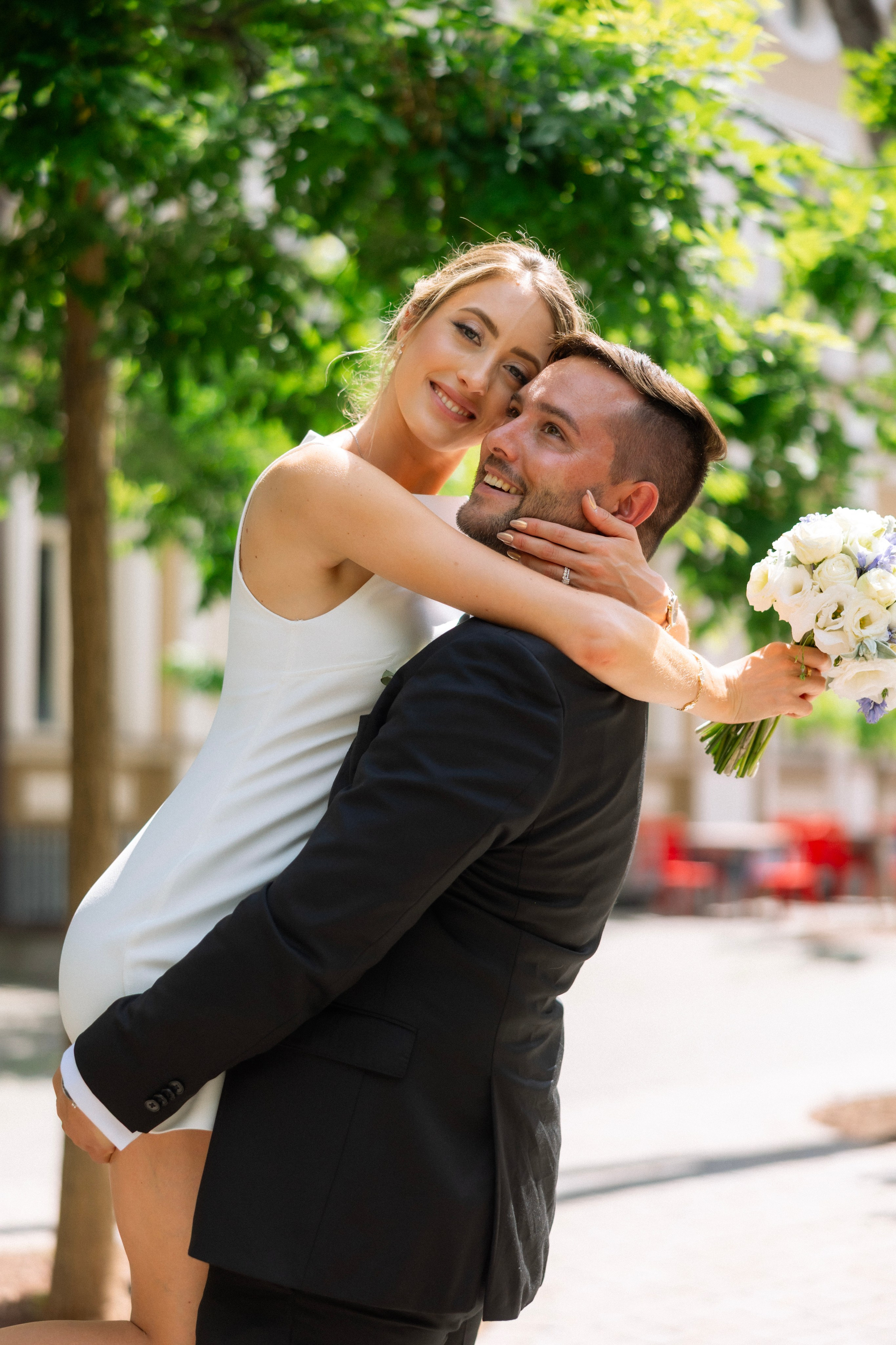 Lovely moments in Tbilisi. Wedding photographer in Tbilisi Ioseb Mamniashvili