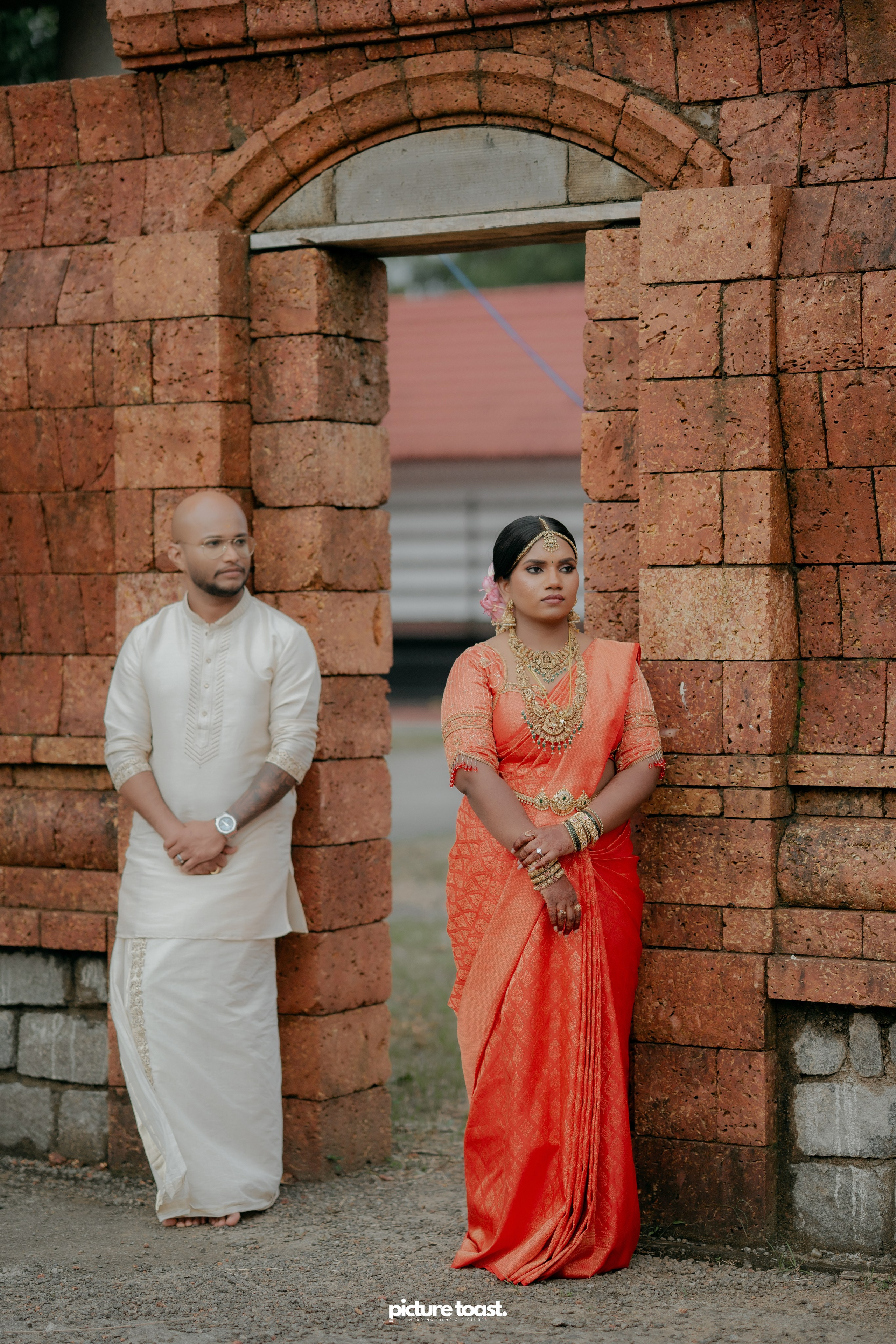 Traditional Kerala Hindu Wedding Ft. Anusree & Vishnu. Fine art Wedding Photographers in India & Canada