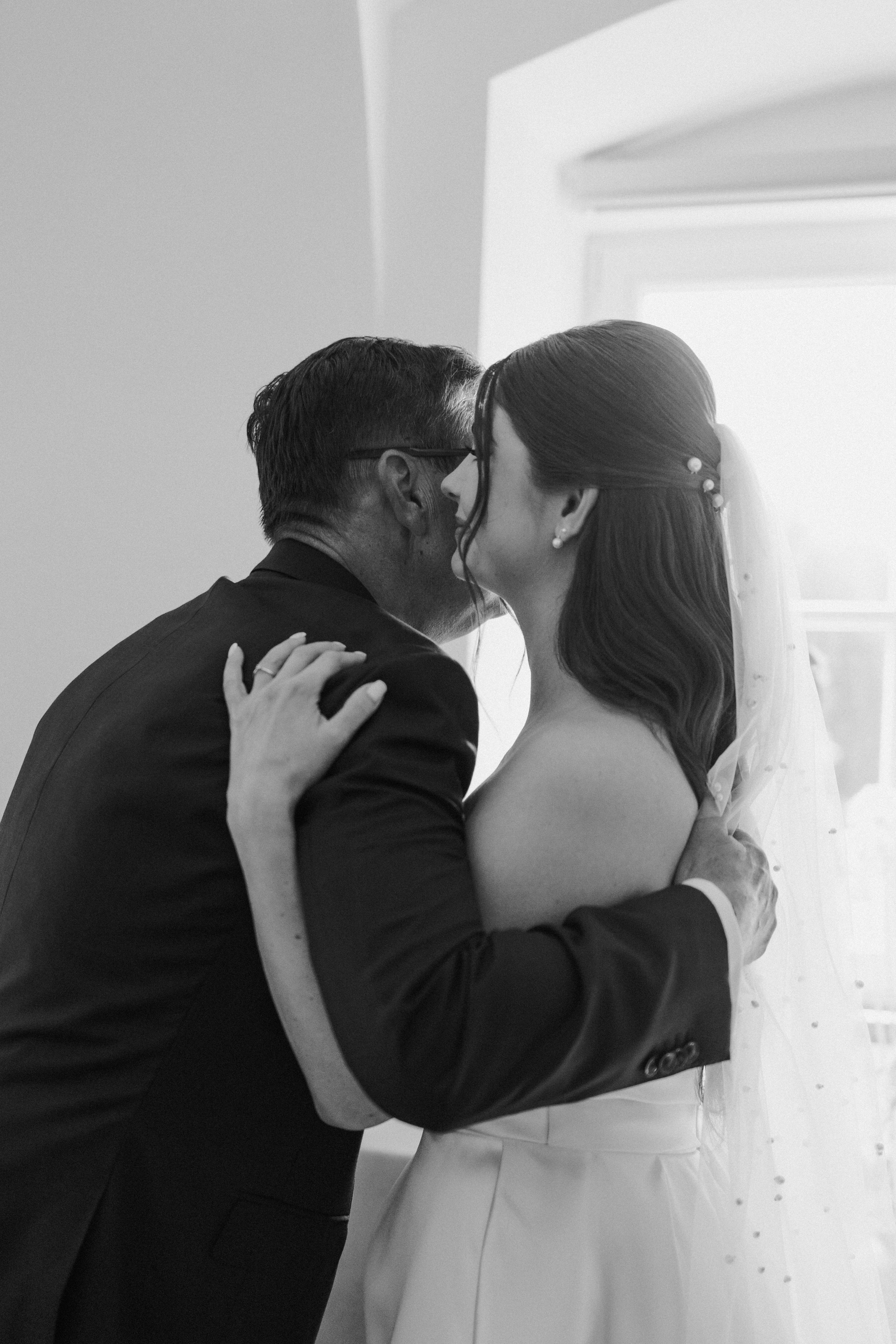 Wedding moments at Na Kmine