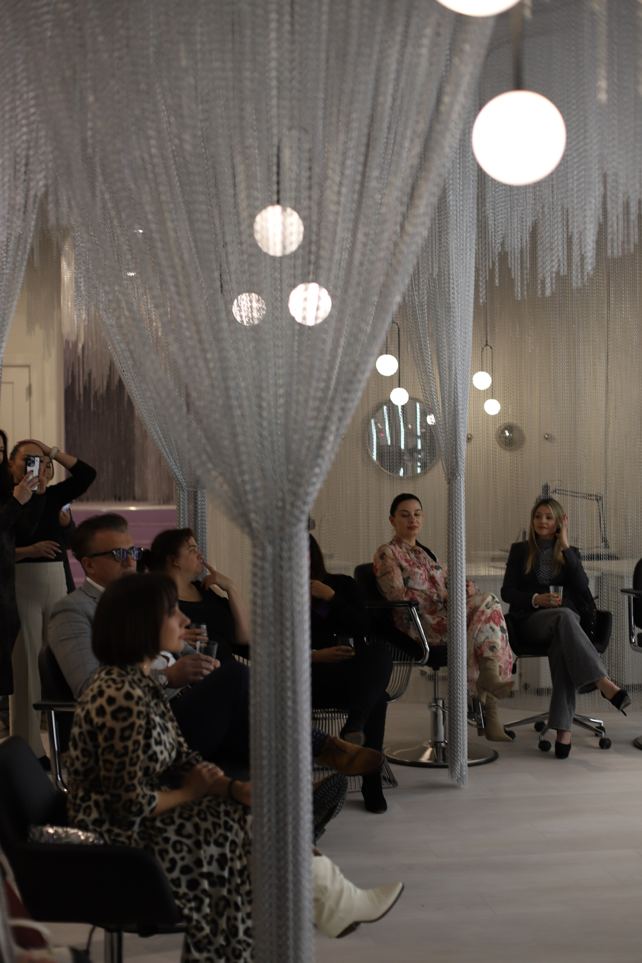 Talk&girls. VALERIIA VIUNOVA individual shooting\love story\event\brand