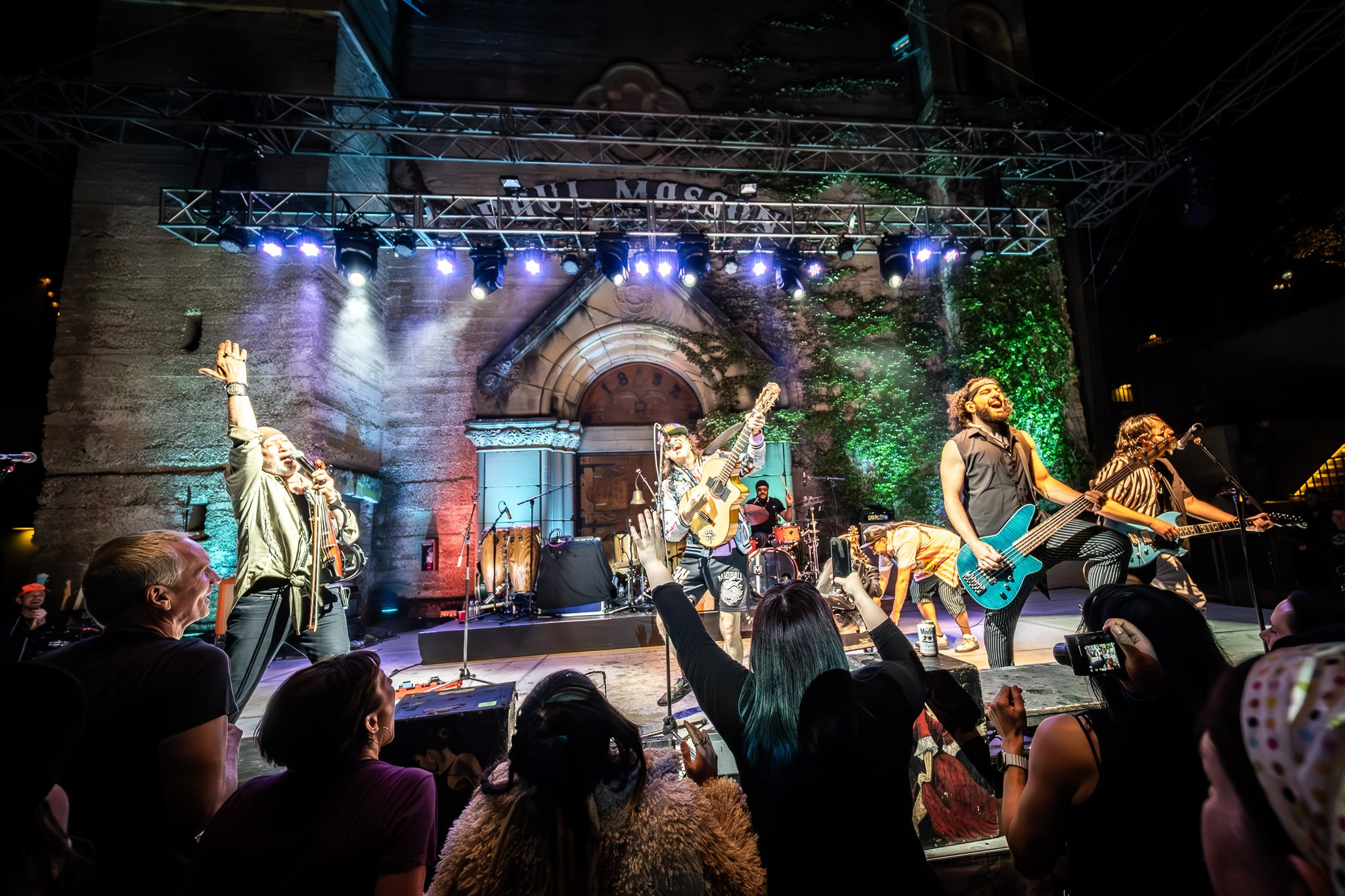 GOGOL BORDELLO / SARATOGA / CA. Reportage concert portrait photography in the San Francisco Bay Area