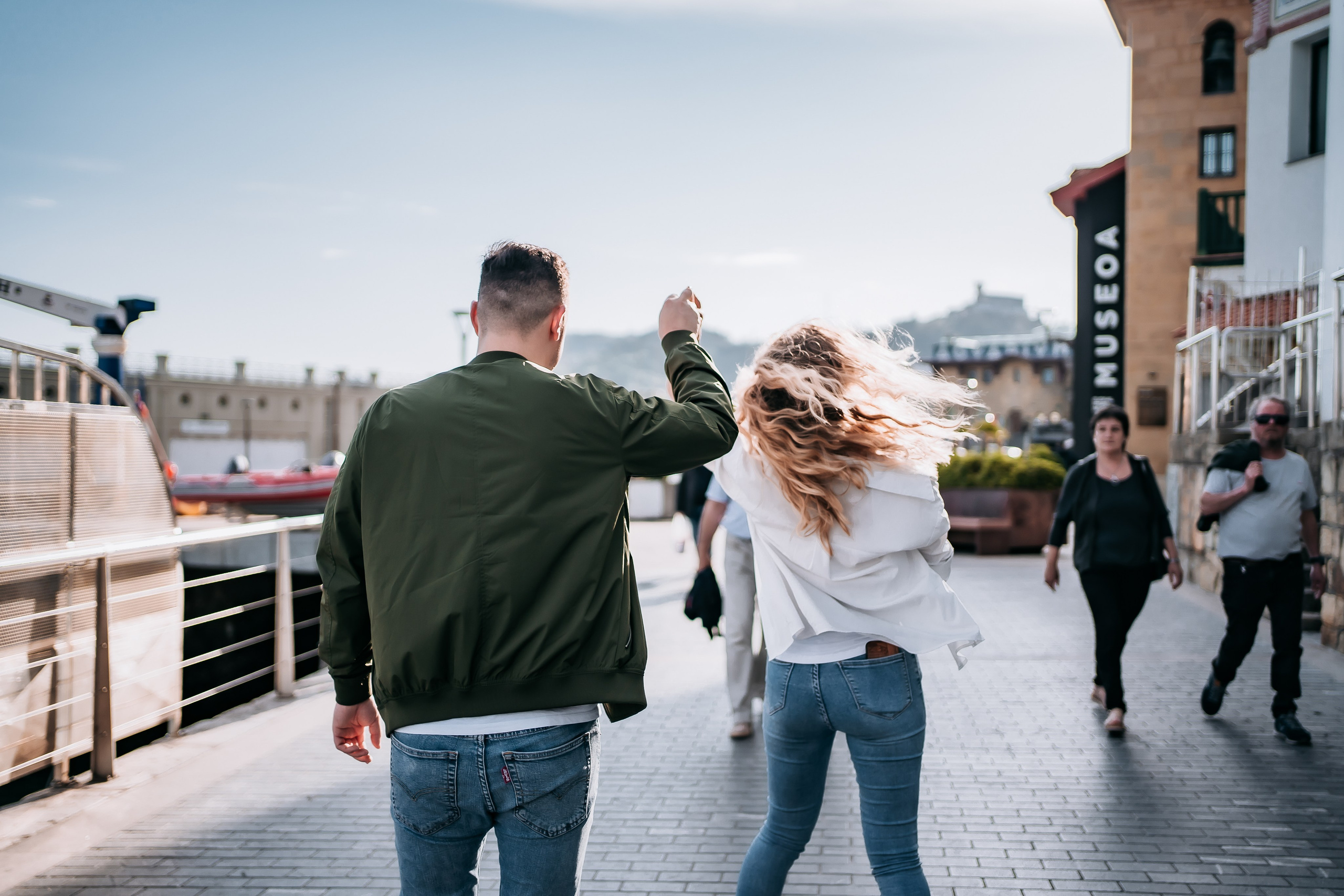 J🤍E. Holigood foto y video reportaje de bodas en San Sebastián y Europa