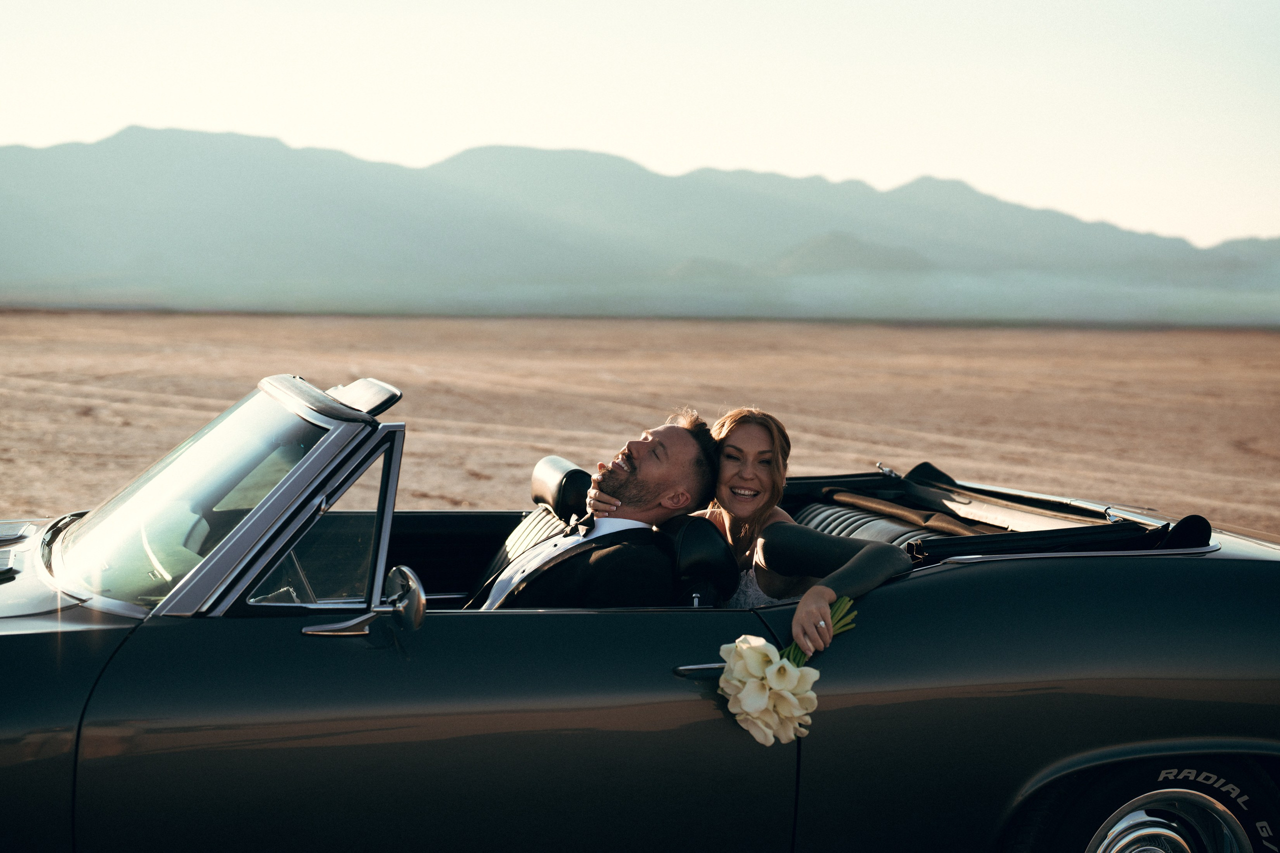 Dasha&Jeremy. Wedding & elopement photographer Viktoriya Kravtsov. Las Vegas